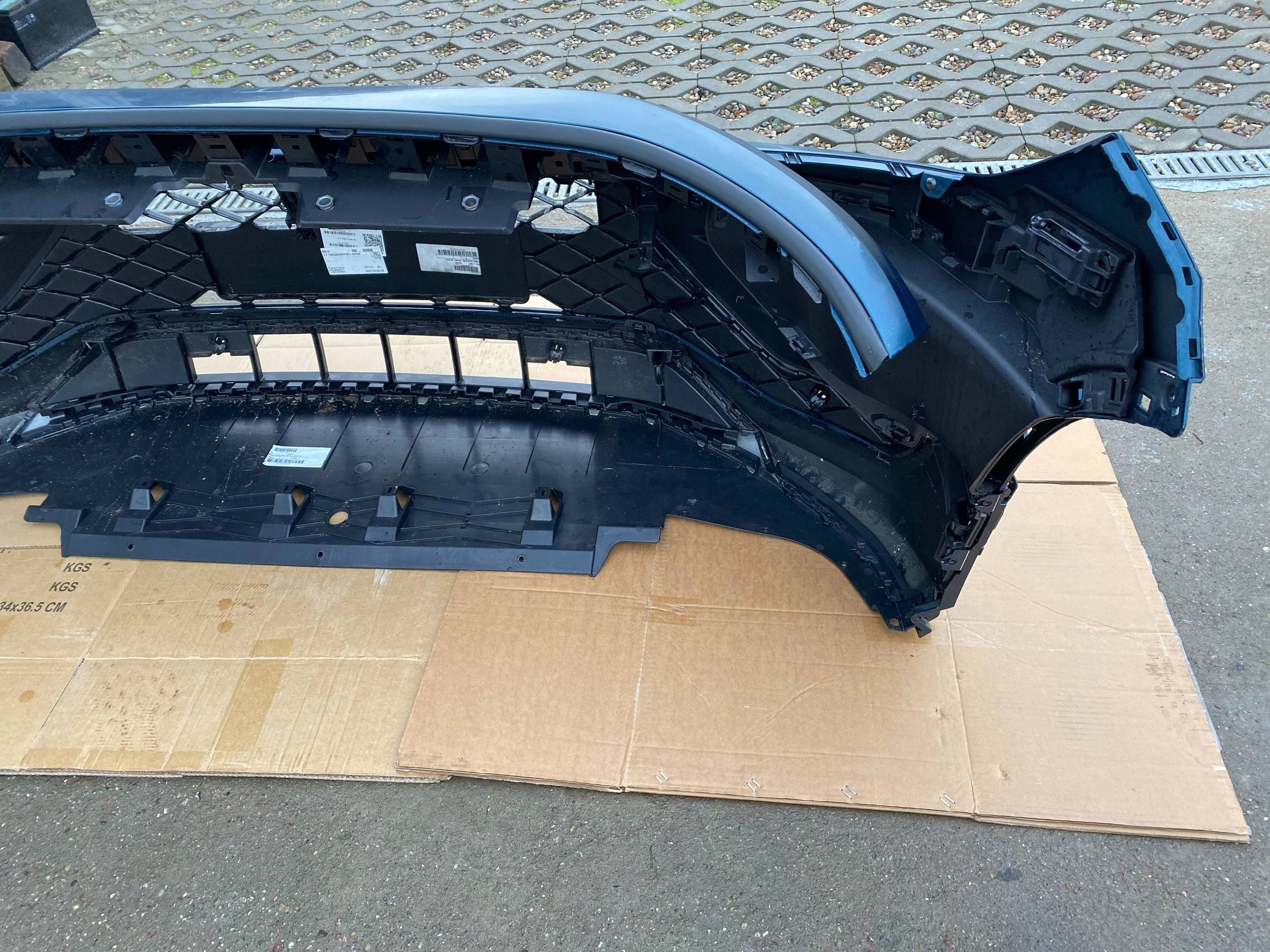 VW TAYRON II 57L R-LINE complete bumper front front LED PDC LP5J