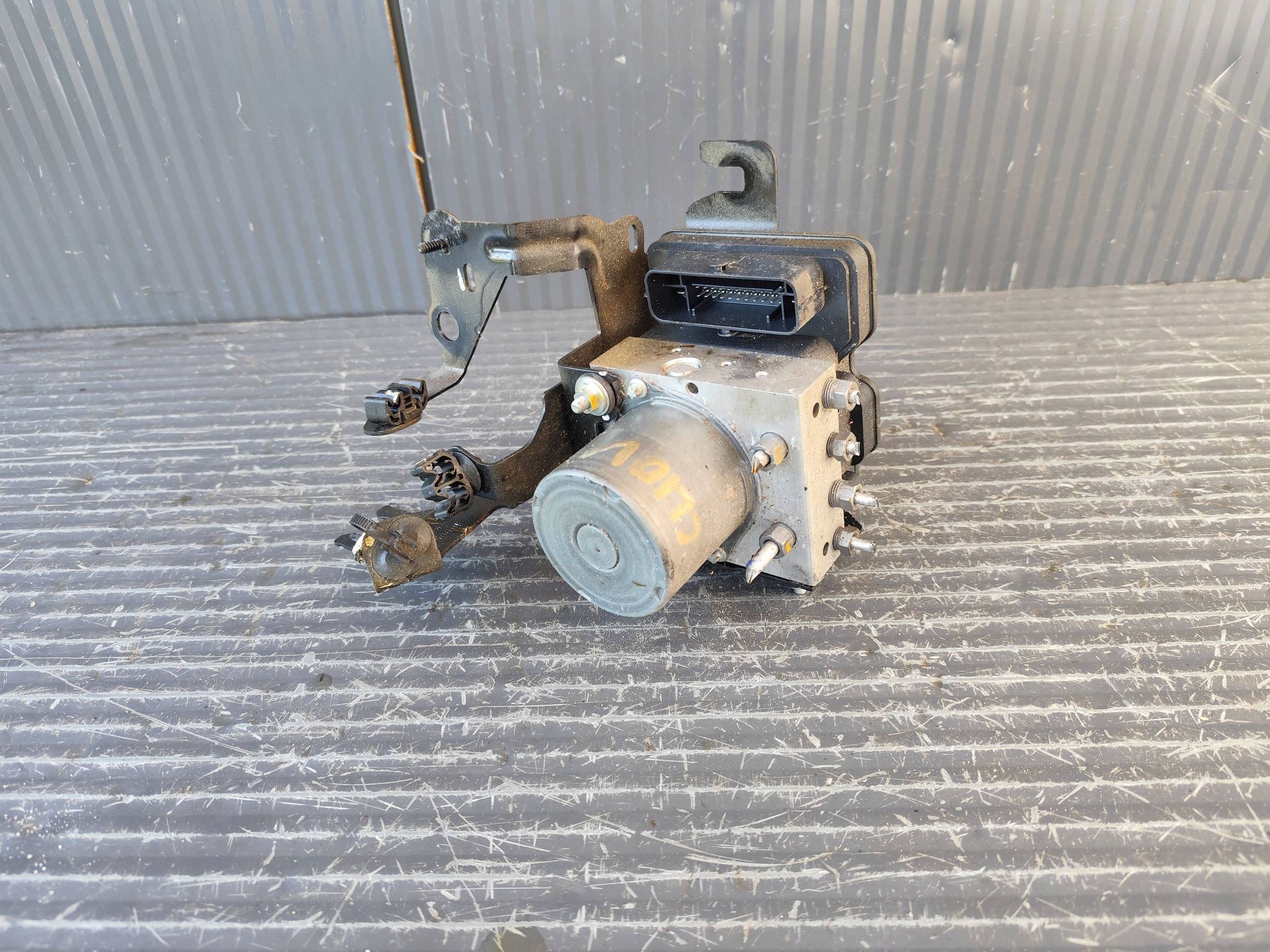 RENAULT CLIO V pump ABS 476607421R