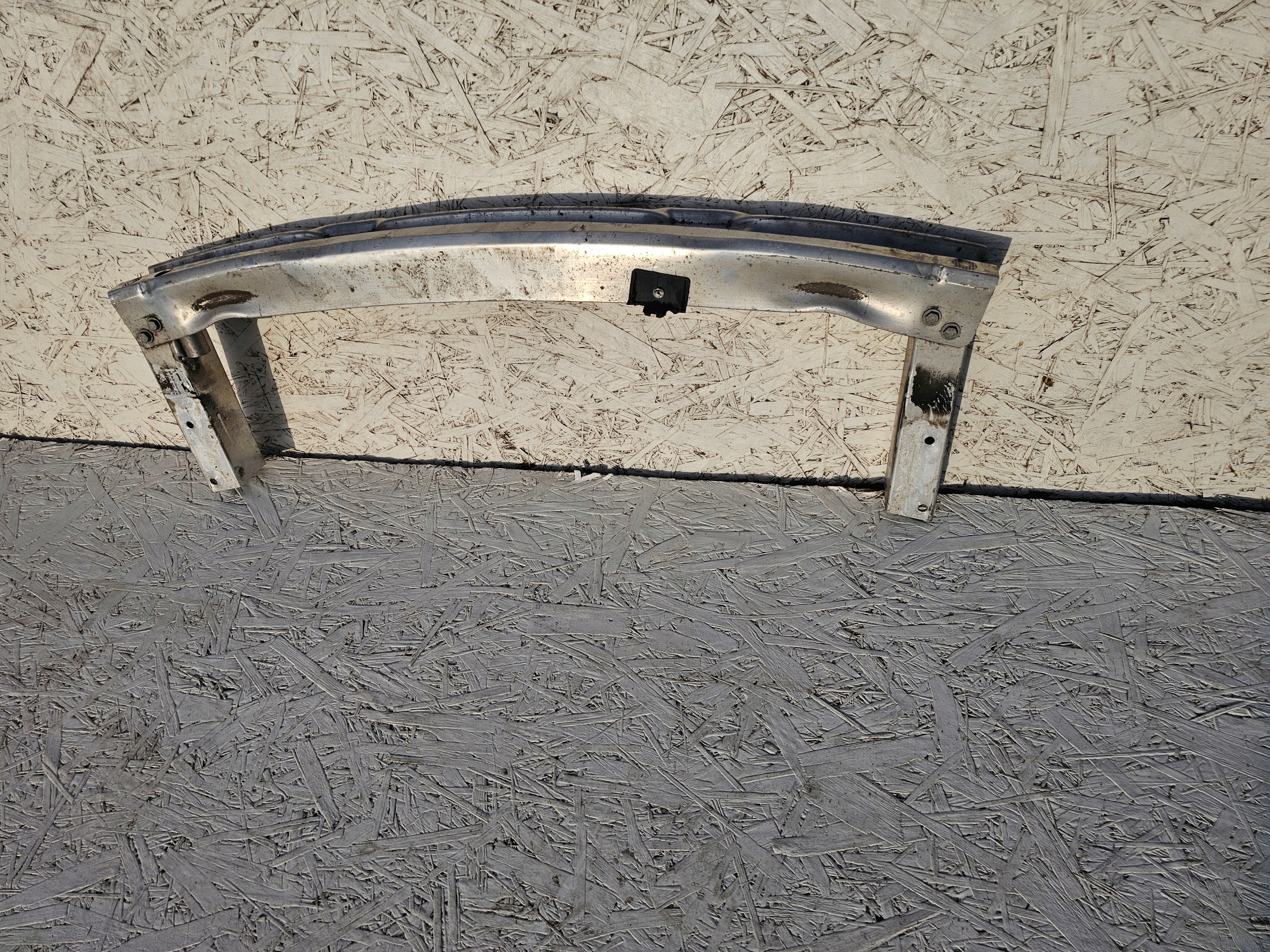 Q5 8R BELKA ZDERZAKA TYŁ 8R0807332 8R0807313A