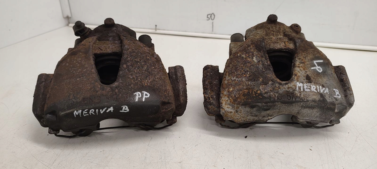 caliper front front right left Opel Meriva B 1,4 16V