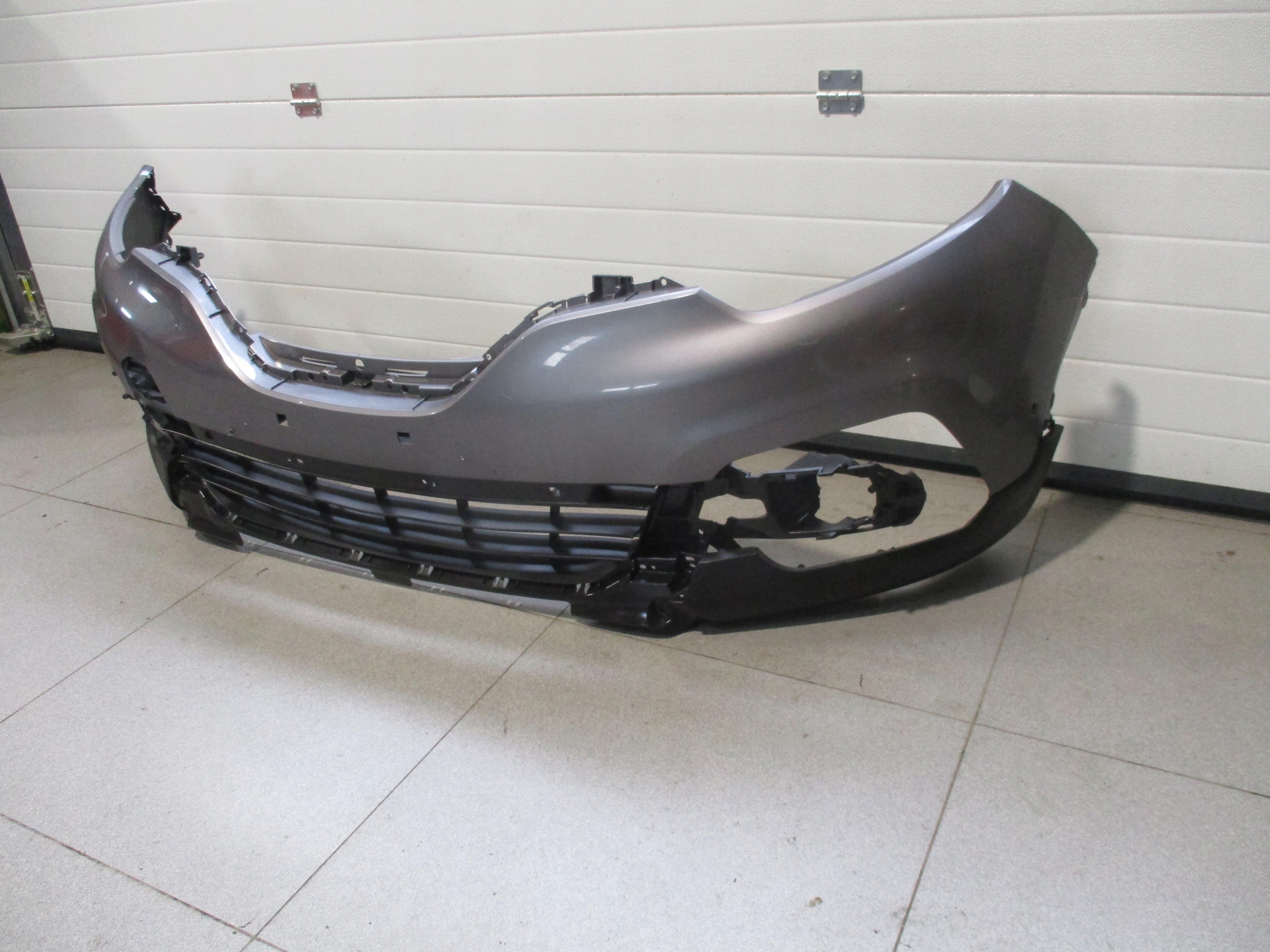 bumper front front Renault Captur and Lift 17r- 620227019R 4 x PDC