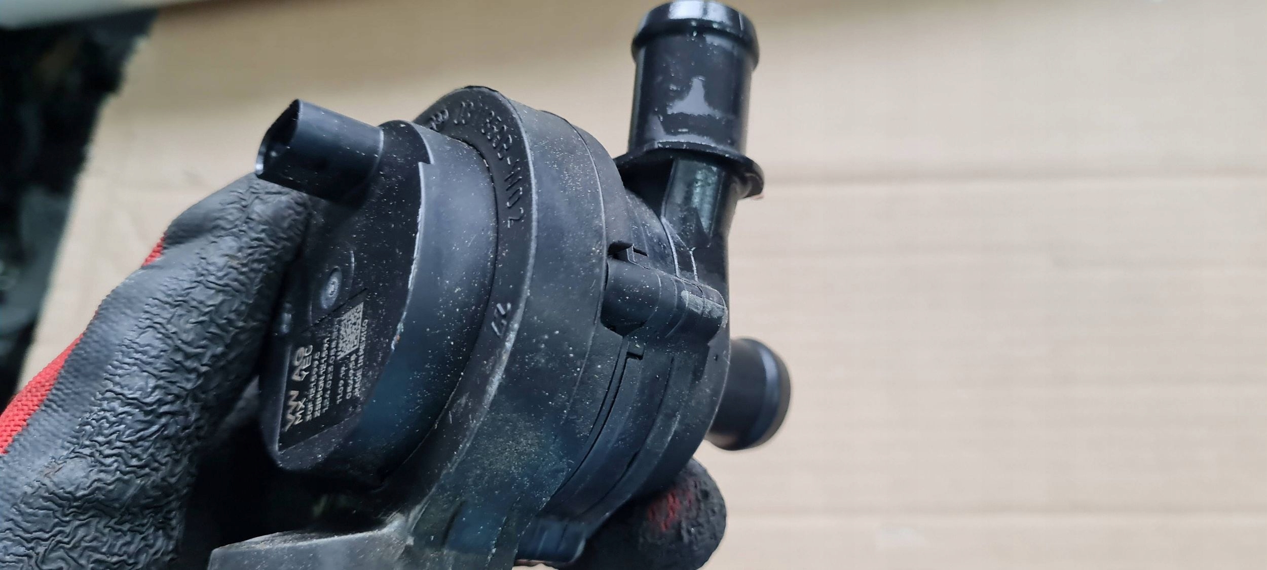 Q3 83A pumpa cirkulacije vode 2.0 TFSI 3QF121599C VW AUDI