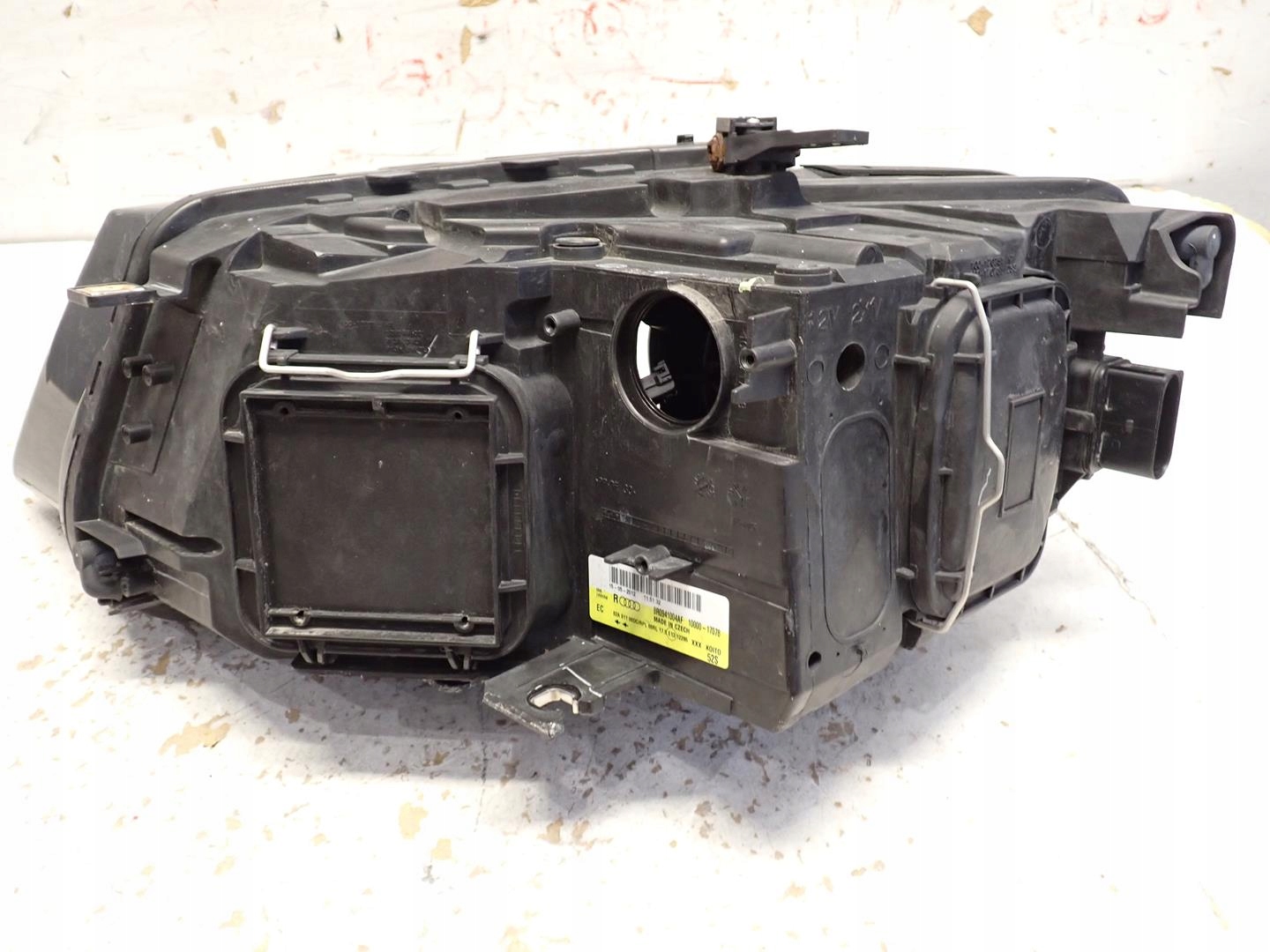 light front front right AUDI Q5 2008-2012 BI-XENON 8R0941004AF