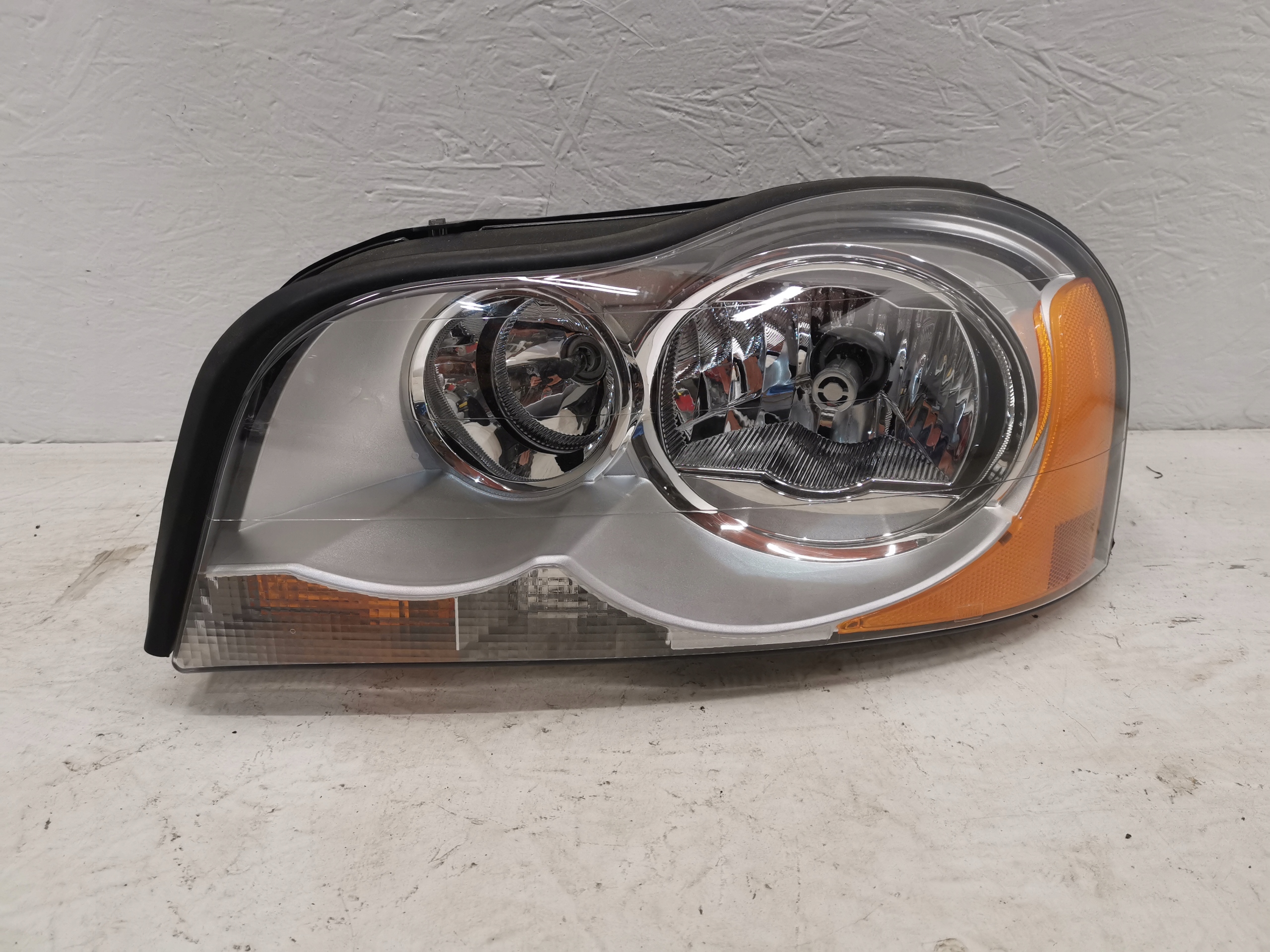 VOLVO XC90 Lampa Xenon Lewa Przednia Reflektor Producent części Volvo OE