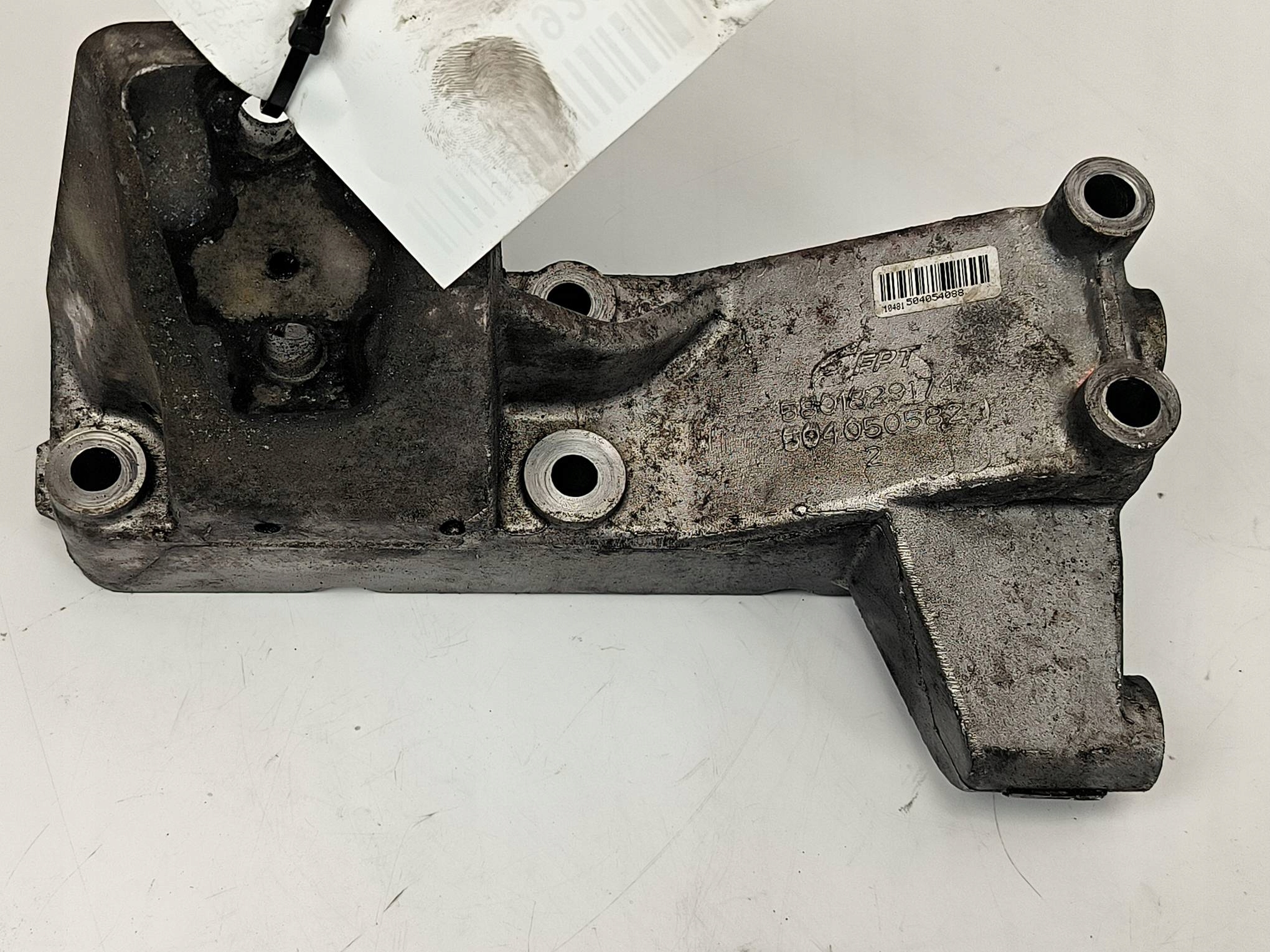 Support plaque Moteur 504054088 IVECO DAILY 35S18