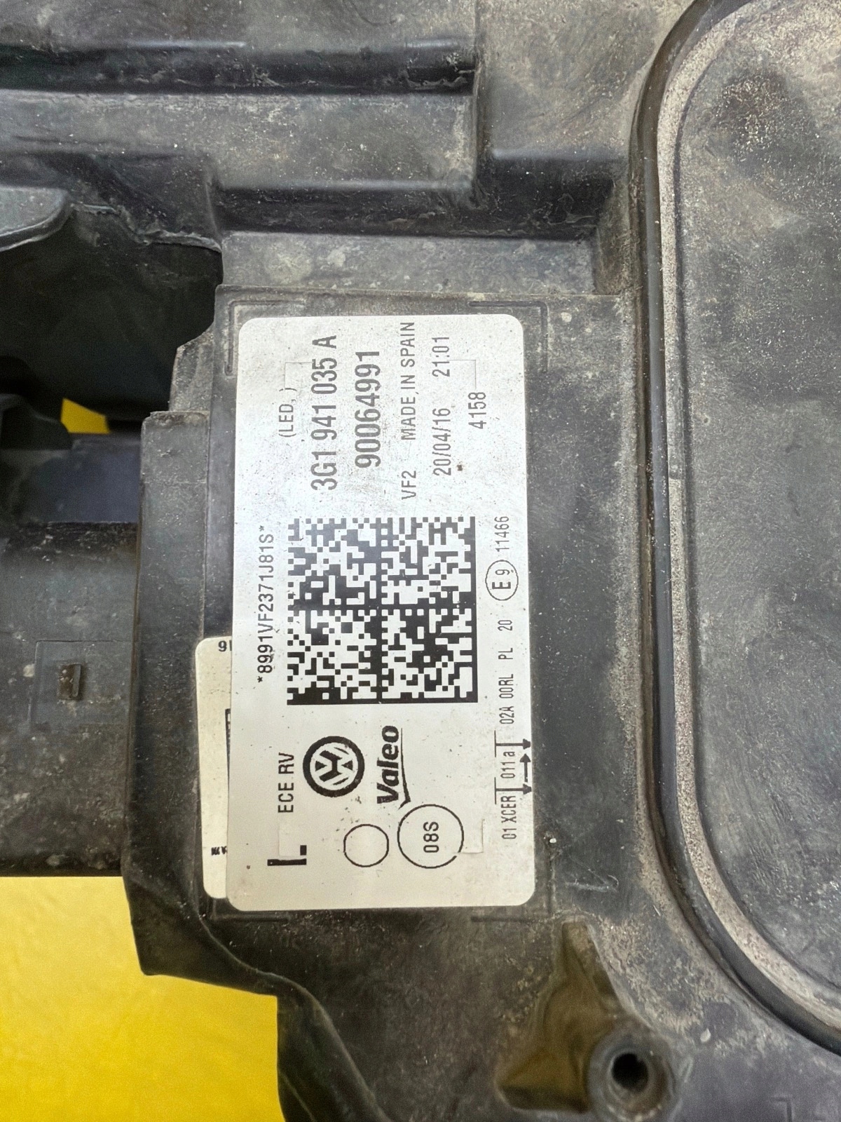 light left VW Passat B8 14-19 Full Led 3G1941035A
