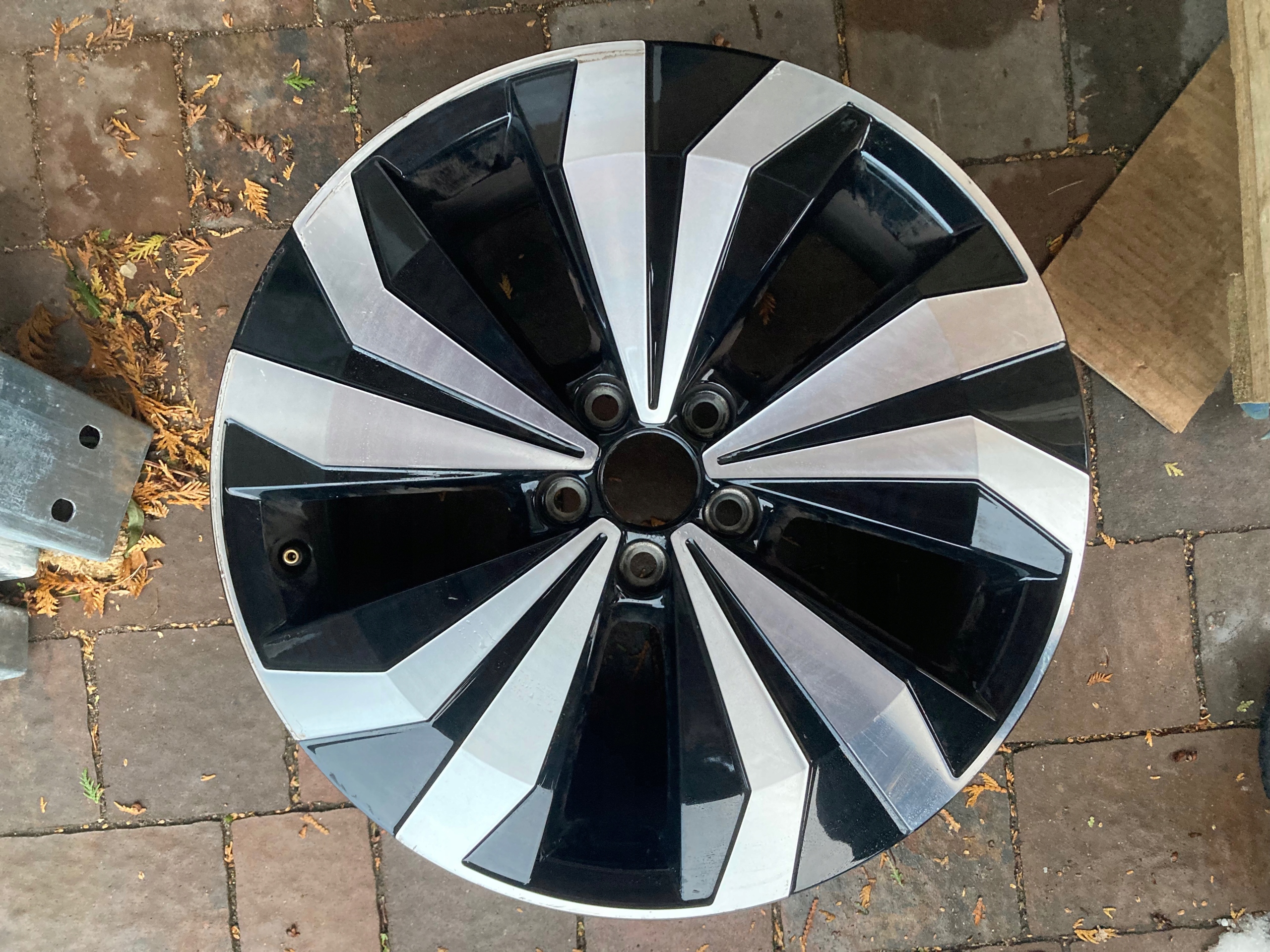 Диск алюминиевый Volkswagen OE T-CROSS 6.5