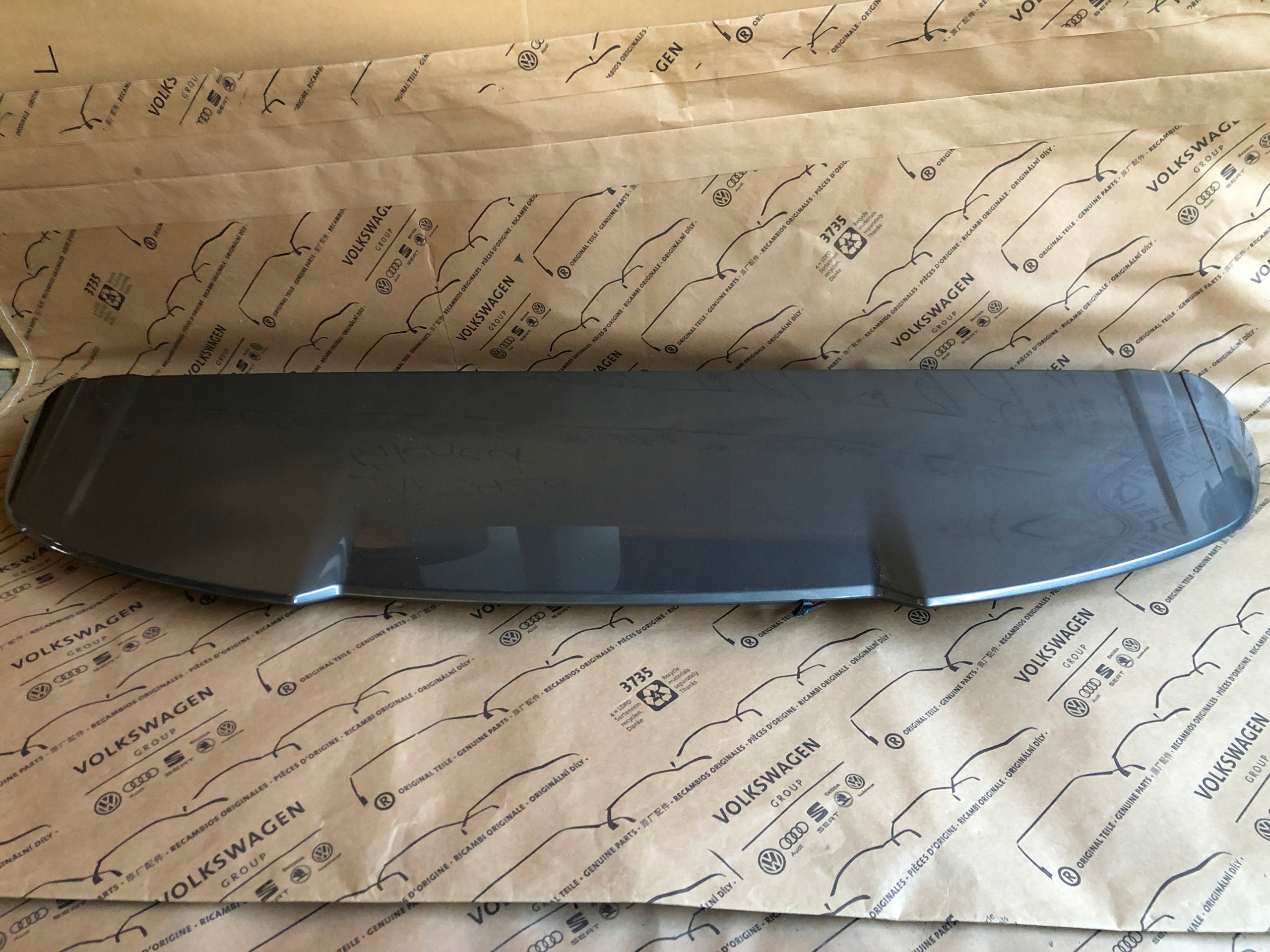 4M0827933A 4M0.827.933.A - AUDI Q7 4M S-LINE спойлер Элерон закрылки LM7W 2017