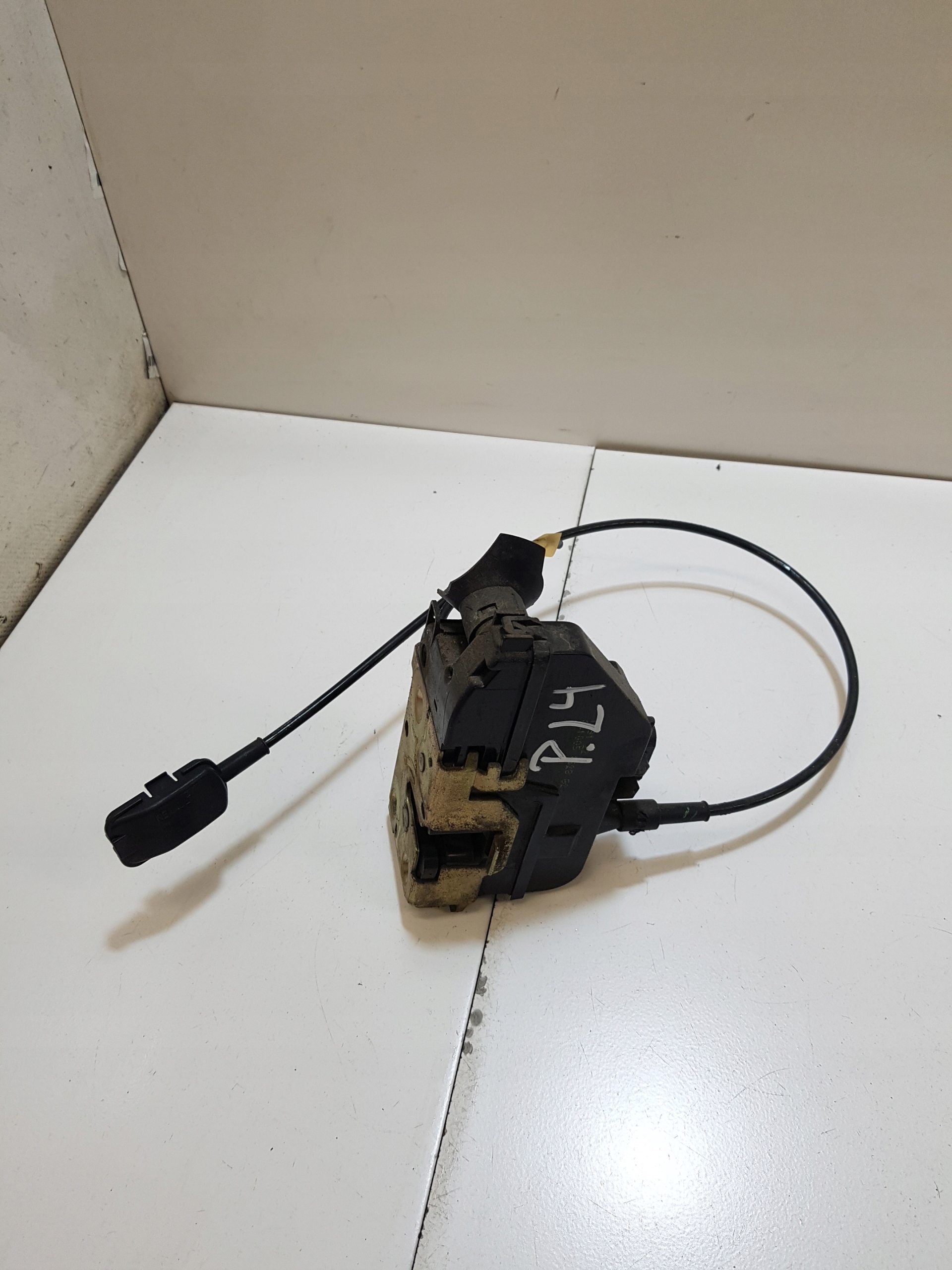 lock door CENTRALNY left front RENAULT SCENIC 2 4 PIN
