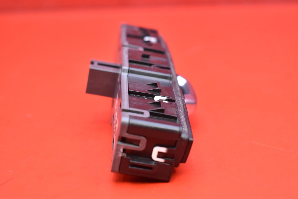 PANEL switch of control TRAKCJI PDC SPORT 9323941 BMW F46 18-21