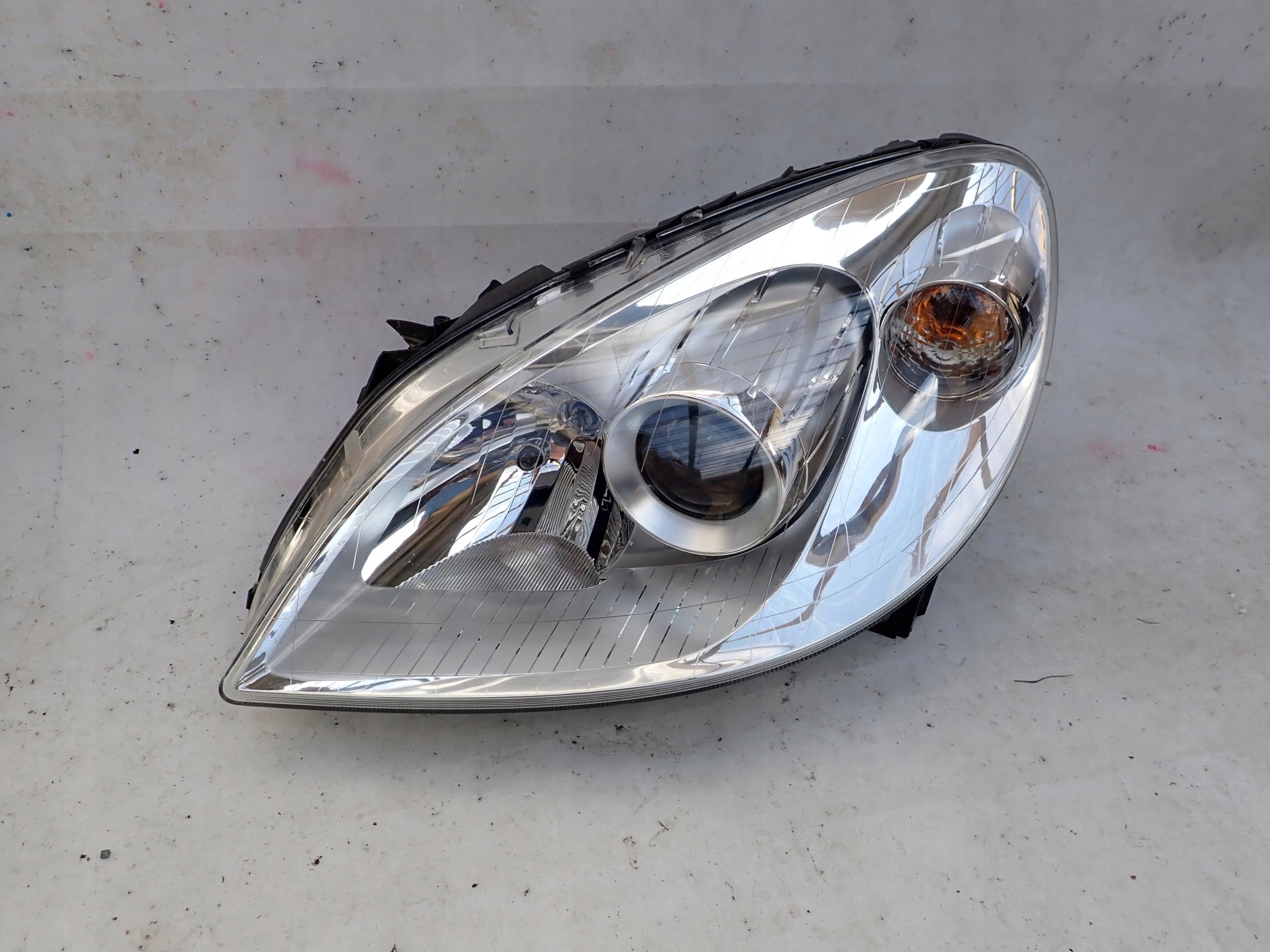 MERCEDES B-KLASA W245 LIFT 08-11 light left front front A1698207761