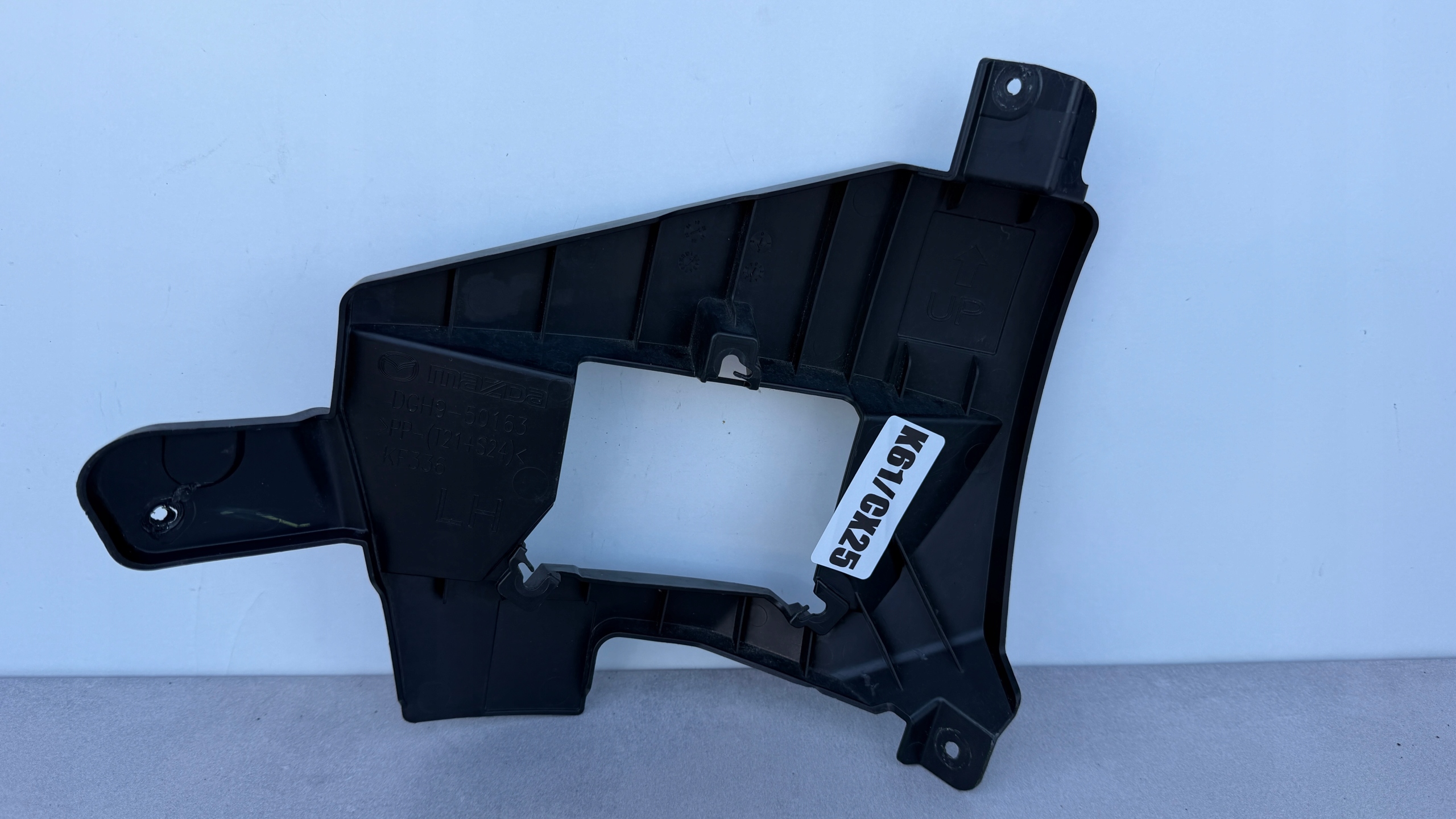 MAZDA CX-30 CX30 left bracket RADARU KAMERY holder support K61/CX25