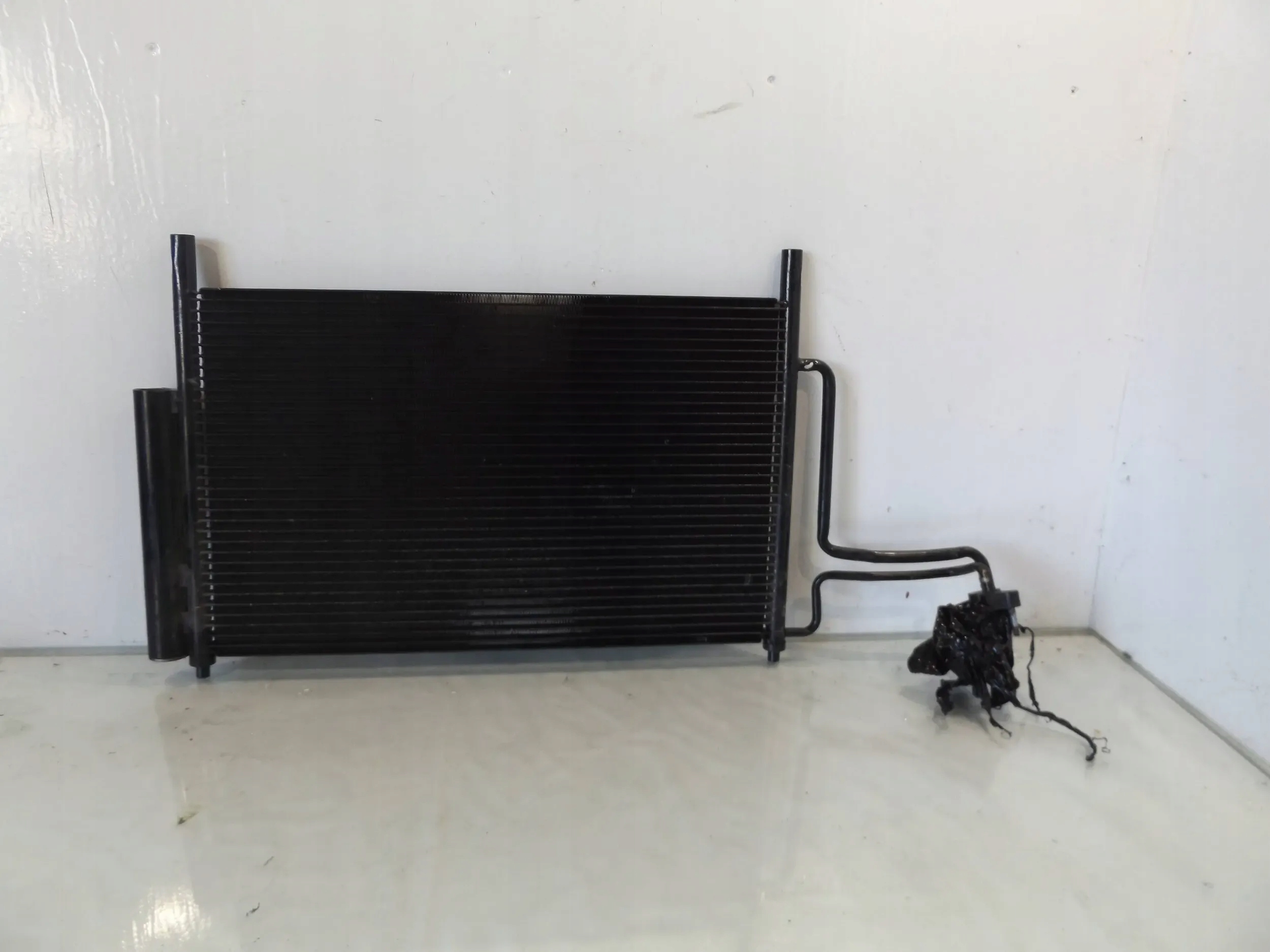 STILO 1,9JTD Радиатор кондиционера