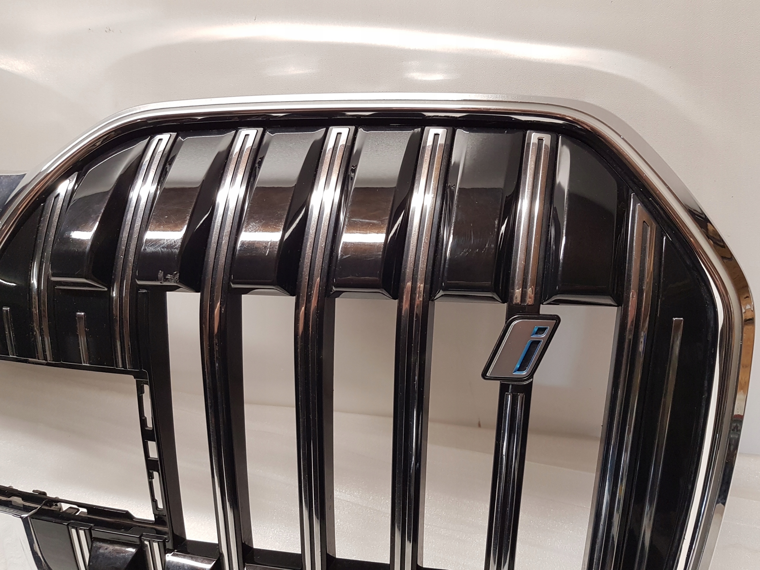 mask NERKI BMW i7 G70 5A261E9