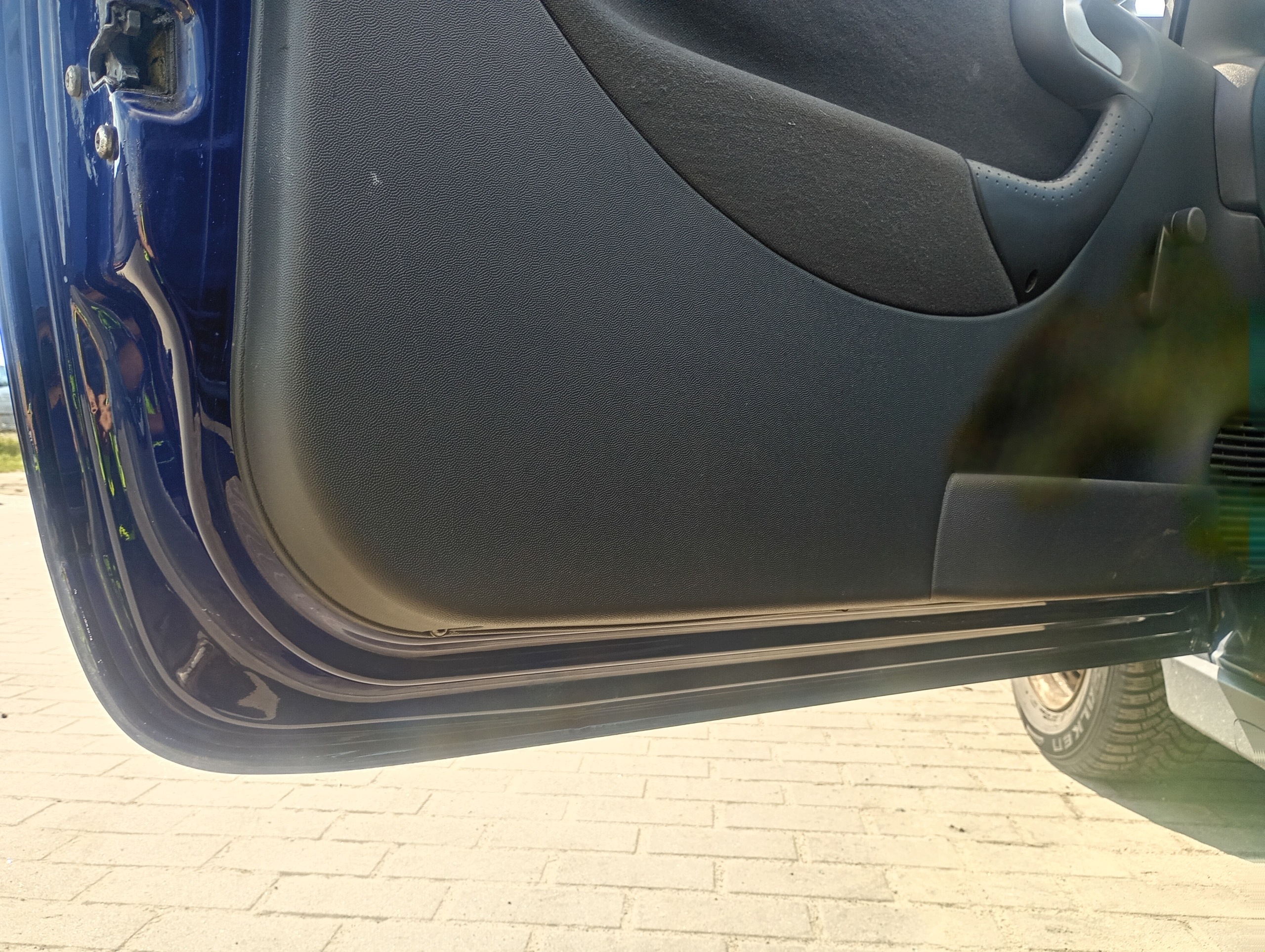 door left front front Opel Corsa C 00-09 kod lakieru Z20Z