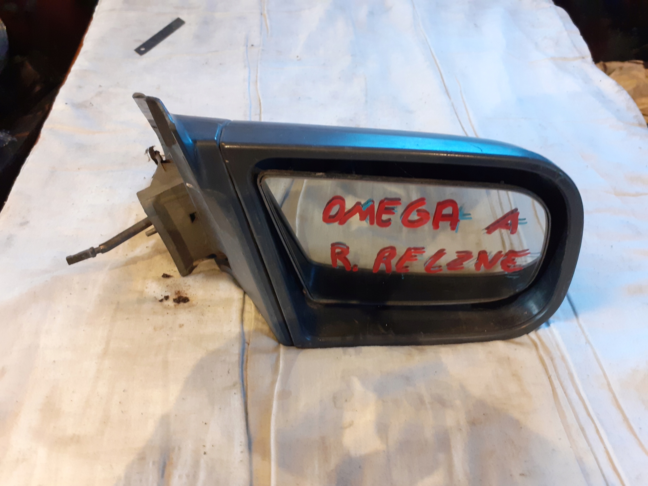 opel OMEGA зеркало ручной правое
