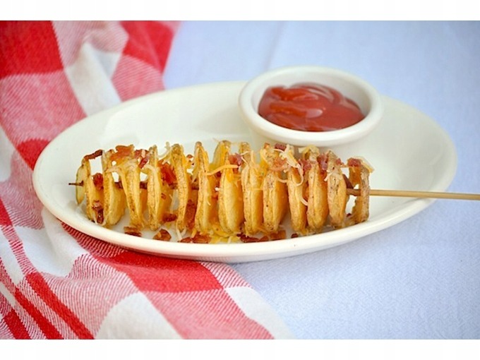 Maszynka ręczna do ziemniaków zakręcony ziemniak ZAKRĘCONA FRYTKA Funkcje krojenie