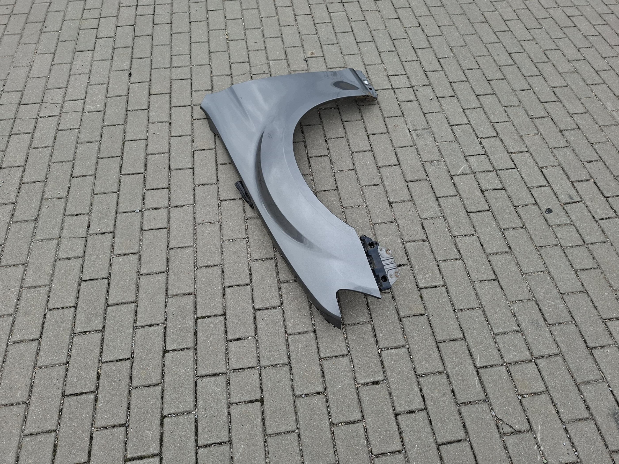 fender front front left support CHRYSLER 300C II THEMA PDM