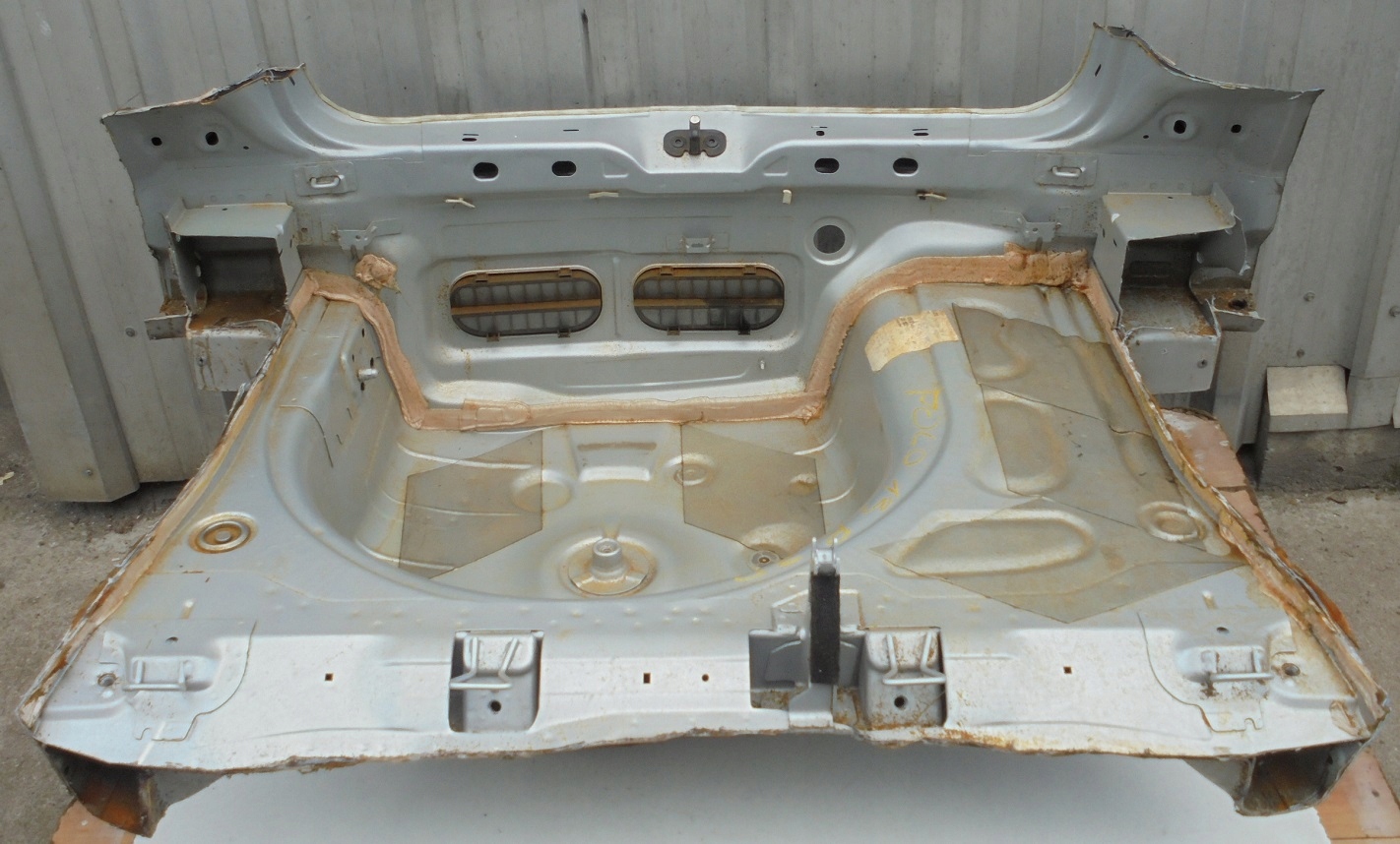 VW POLO V 6R 13 R PAS TYLNY WZMOCNIENIE 3D Producent części Volkswagen