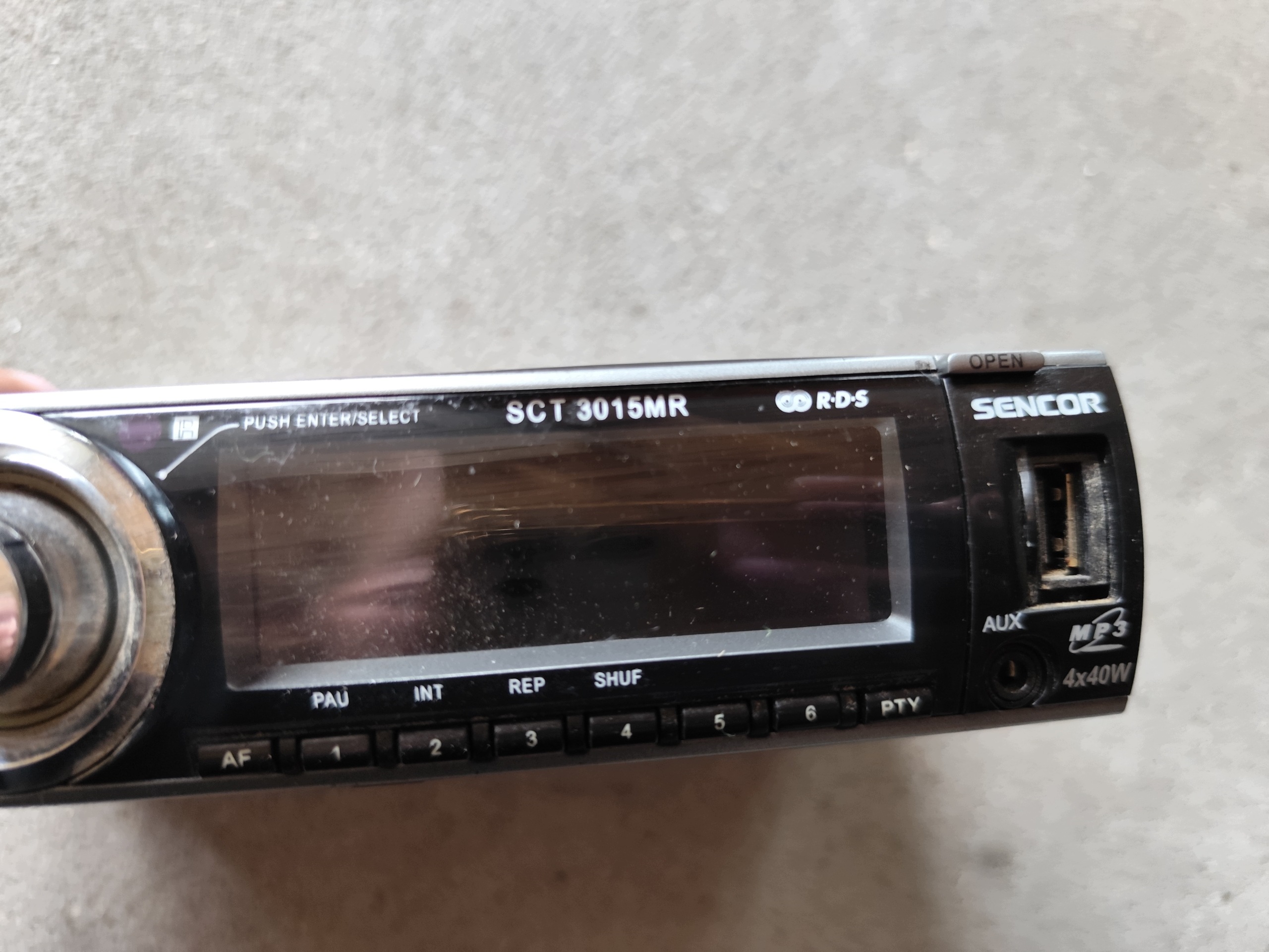 Radio radio SENCOR SCT3015MR