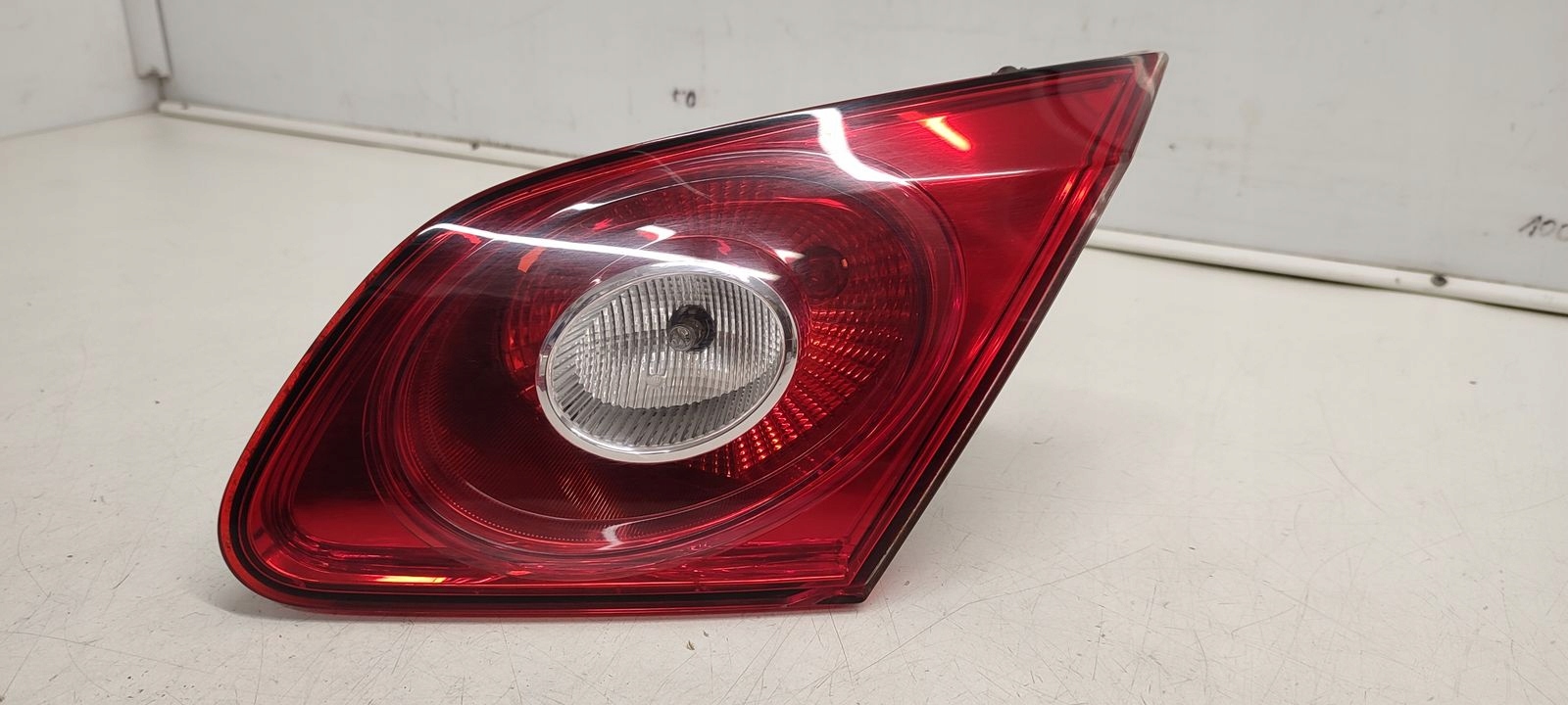 light rear part rear right to the bonnet VW Passat CC 2,0 TDI