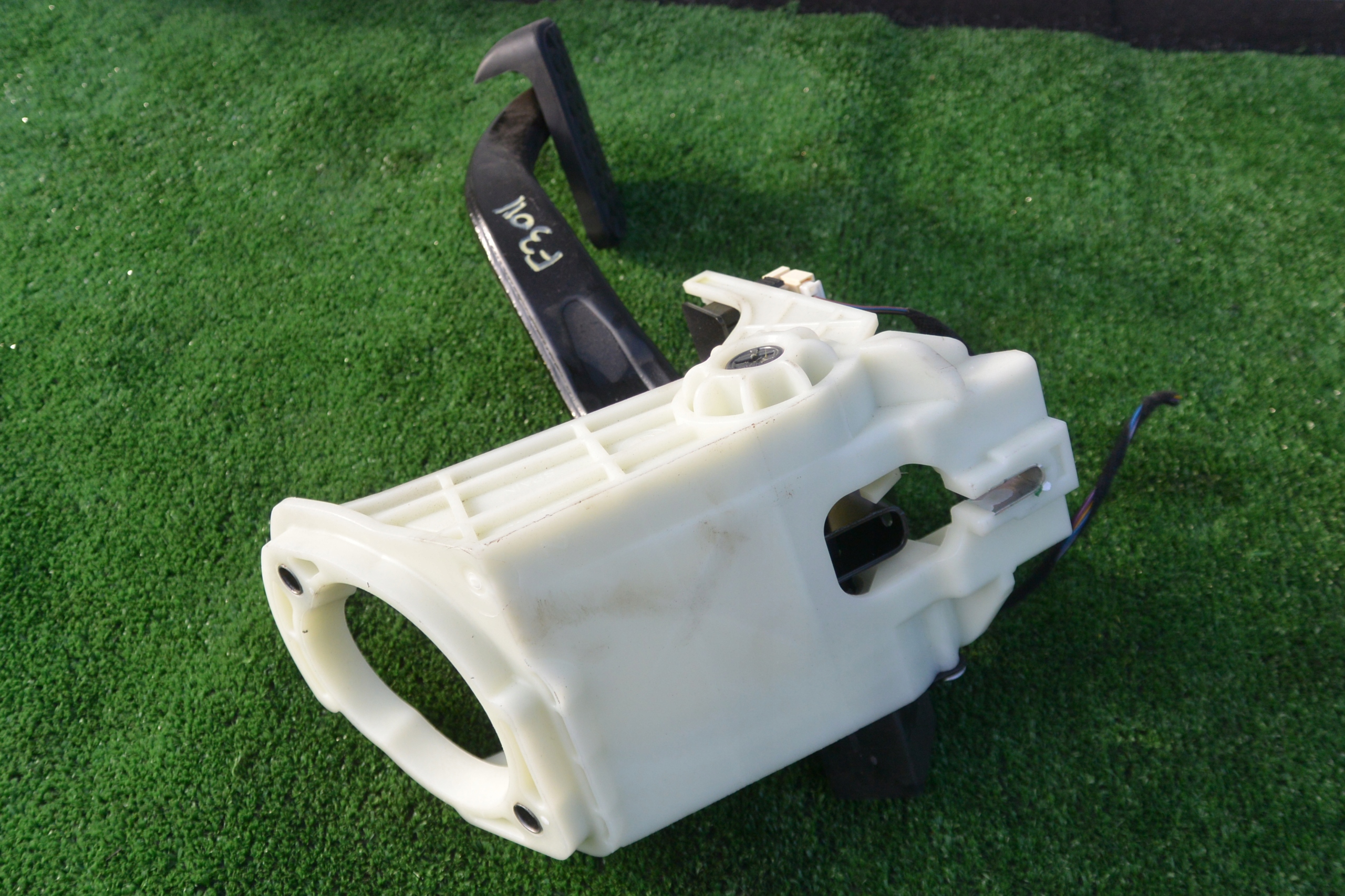 PEDAL BREMSE SENSOR AUTOMAT KPL BMW F30 330E EU