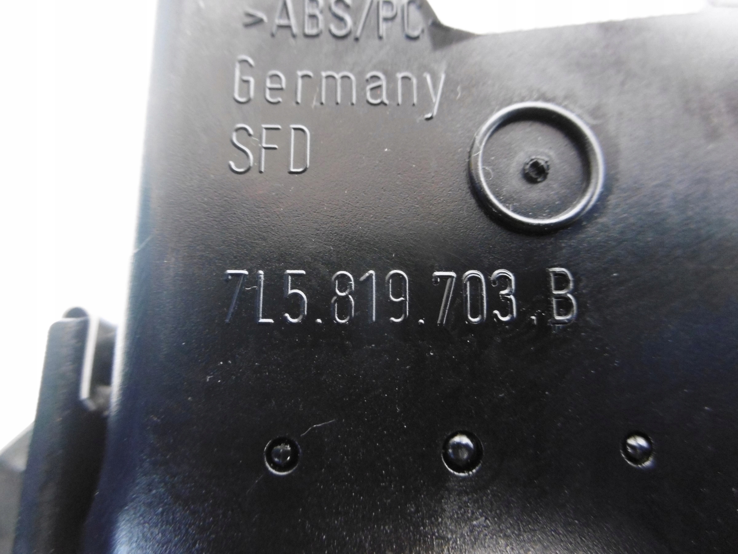 grid air conditioning devices left PORSCHE CAYENNE and 7L 7L5
