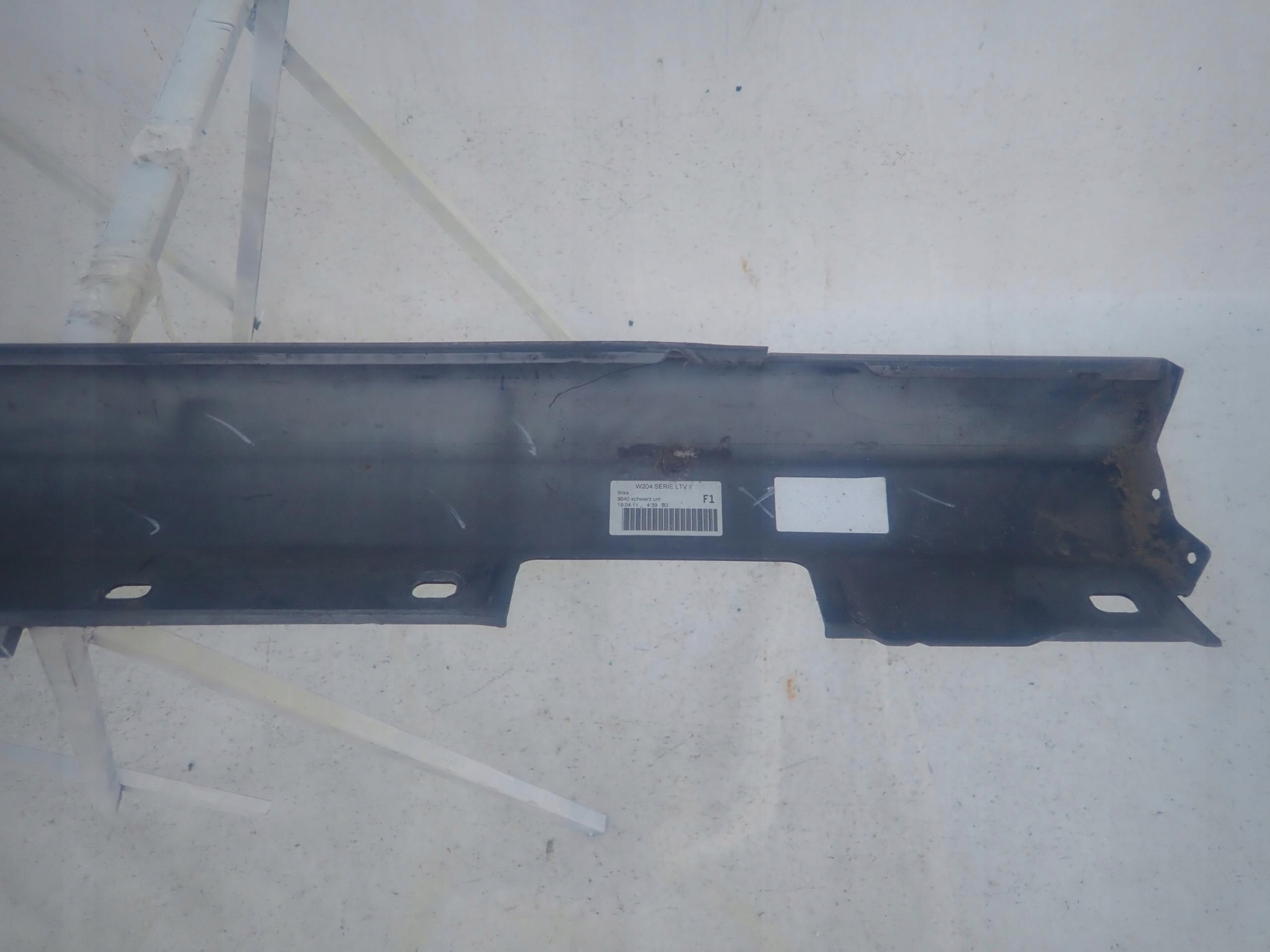 MERCEDES C-KLASA W204 threshold moulding threshold left