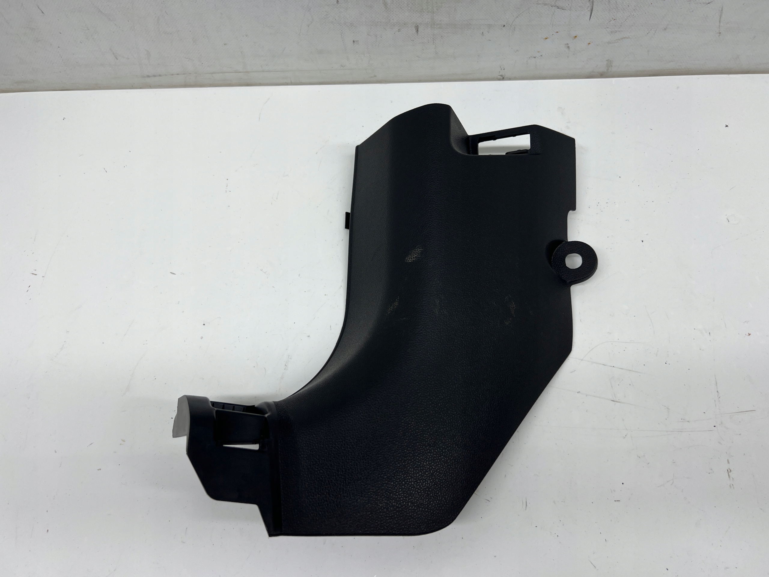 Renault Kadjar kryt lišta PRAHU levý předek 768372045R