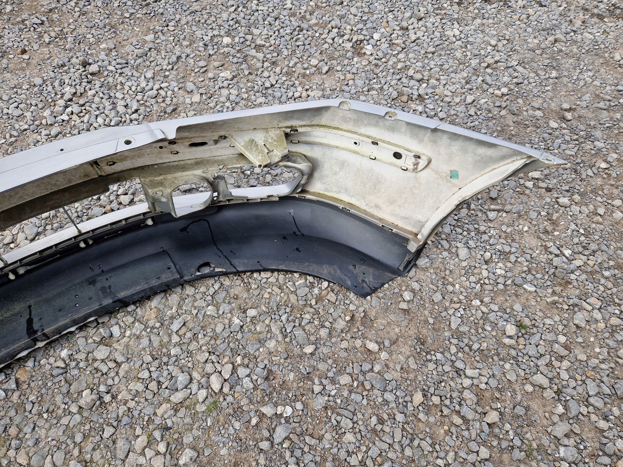 PARE CHOCS AVANT SKODA OCTAVIA II 2004R->2008R