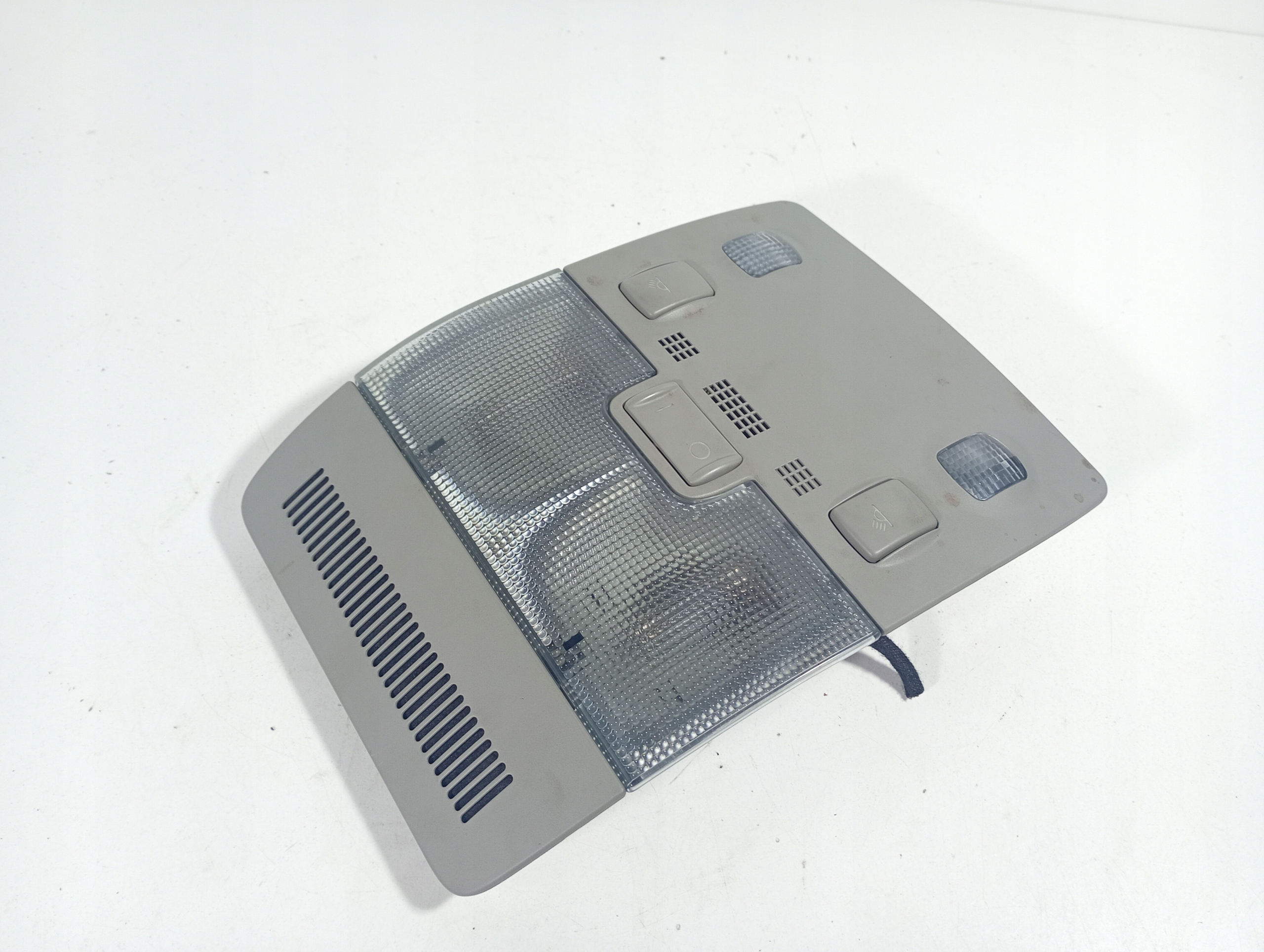 Audi A4 B6 00-06 OSWIETLENIE cabs light inner OE 8e0947135A