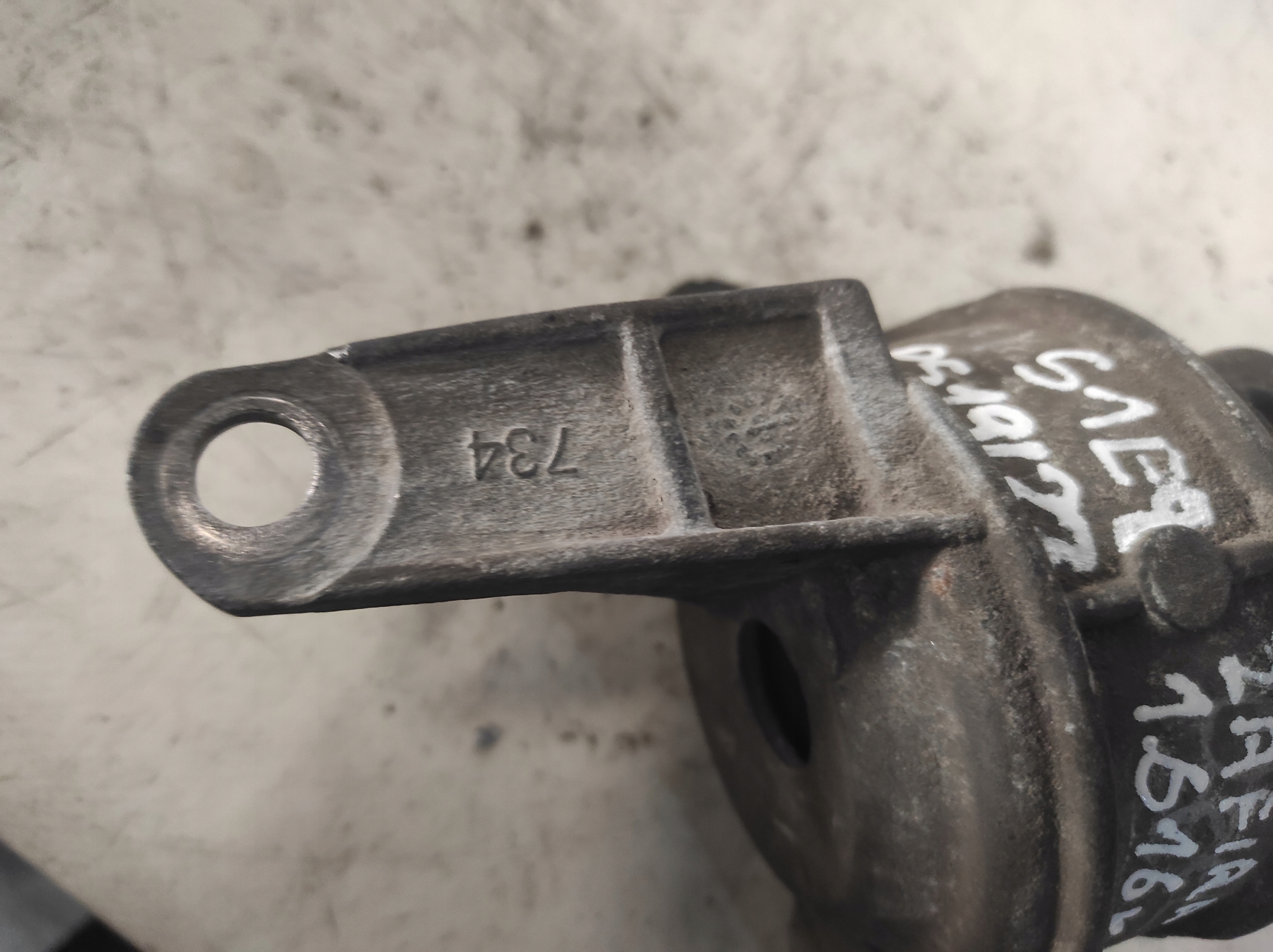 Opel Zafira A engine mount 1.6 16V