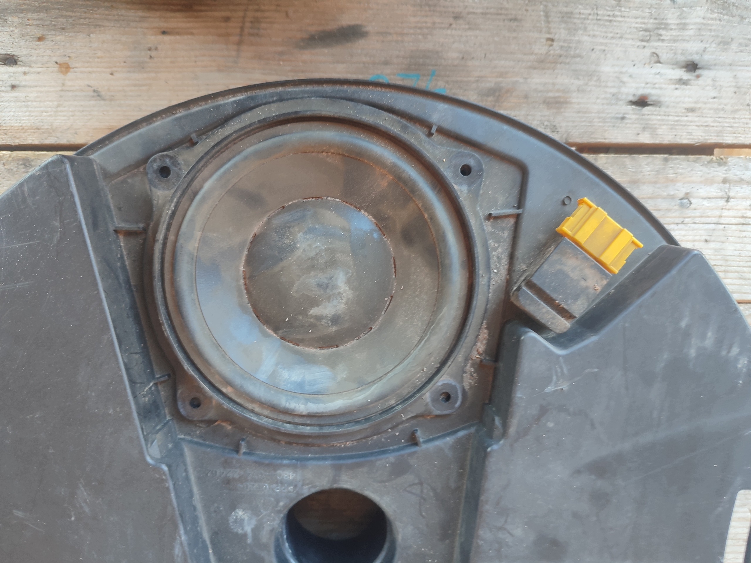 VW GOLF VII SUBWOOFER speaker DYNAUDIO 5G0035591