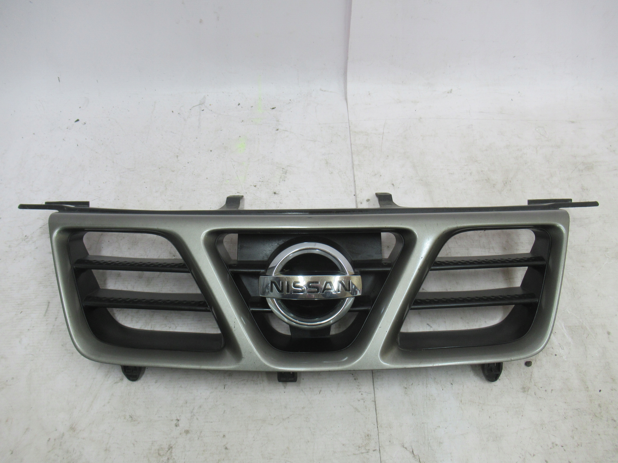 GRILLE NISSAN X TRAIL T30