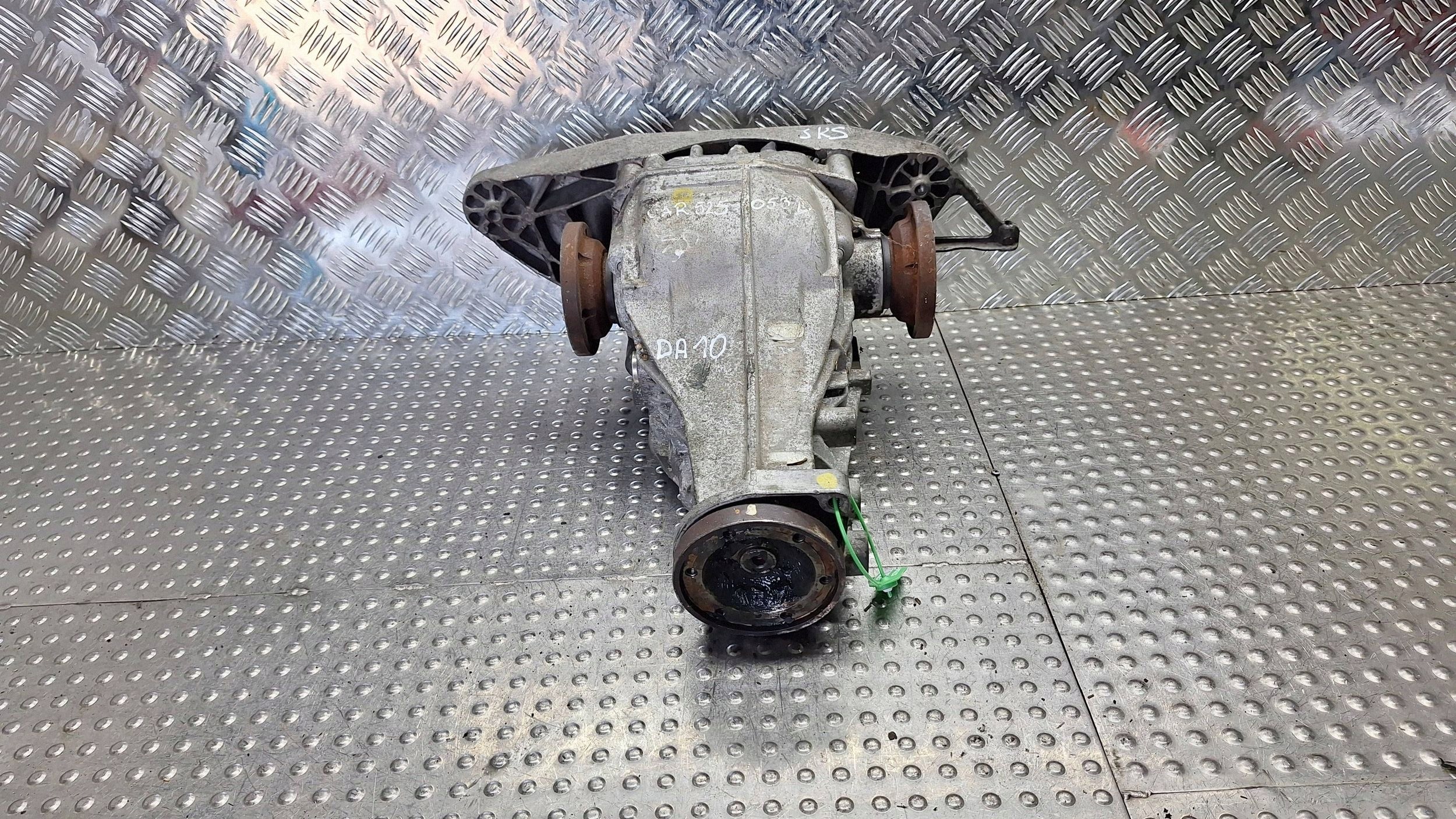 differential diff rear part JKS 0AR525053D AUDI A4 B8 A5 8T Q5 8R 3.0 TDI