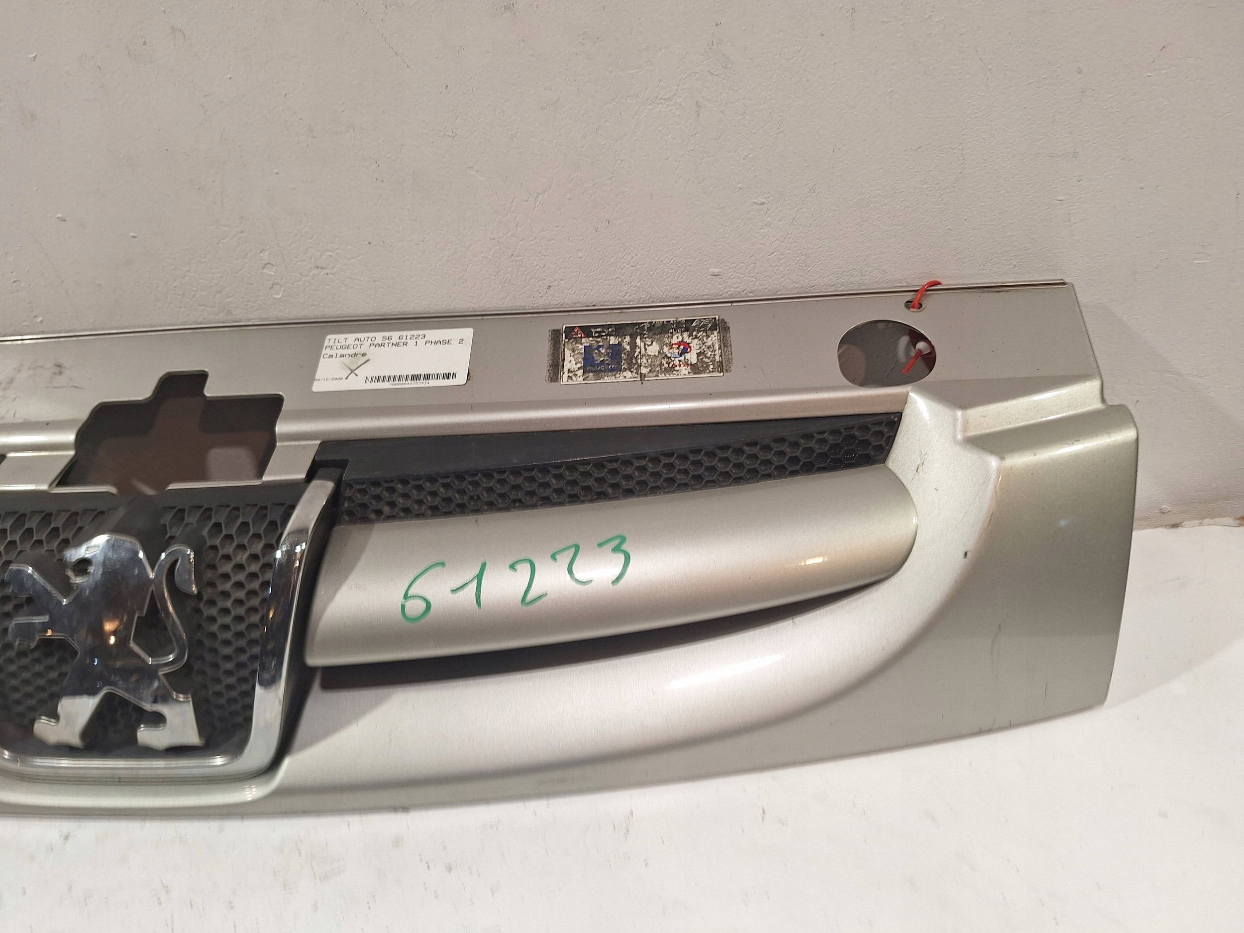 Grille 9644758577 PEUGEOT PARTNER II 02-08