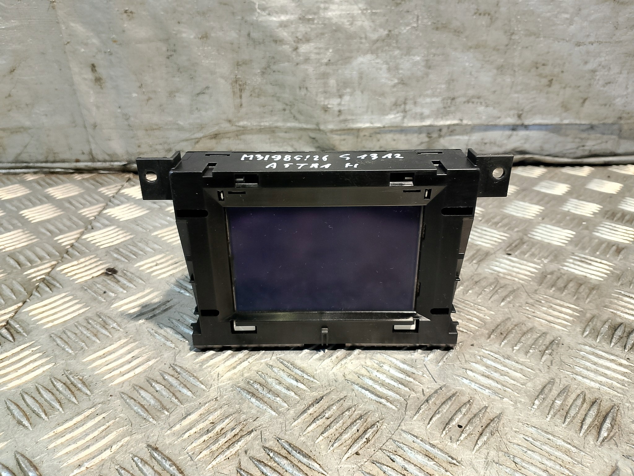 display OPEL ASTRA H 3 III 13111163