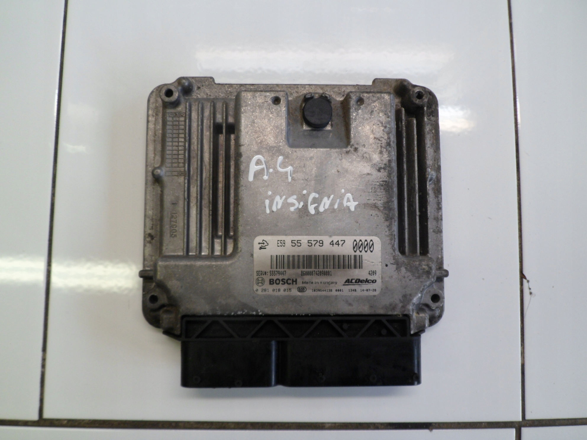 OPEL INSIGNIA 2.0CDTI computer Motore 55579447 0281018015