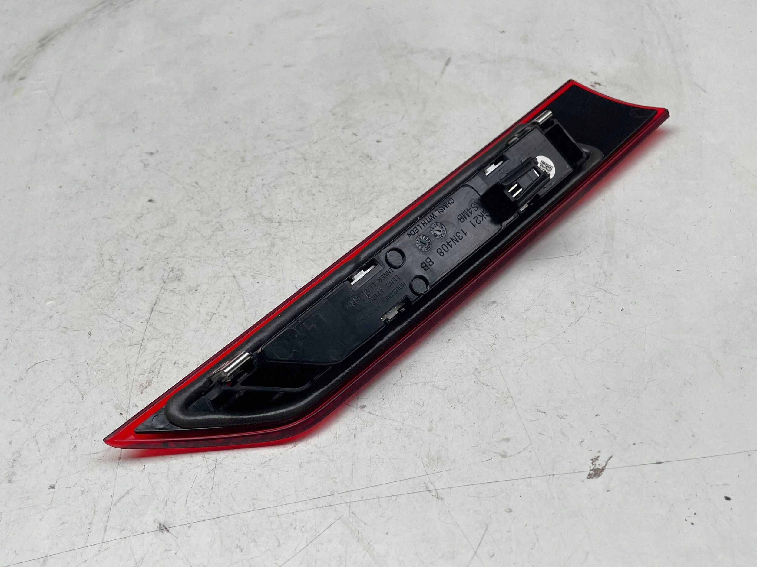 TRZECIE light STOP FORD TRANSIT COURIER GK2113N408