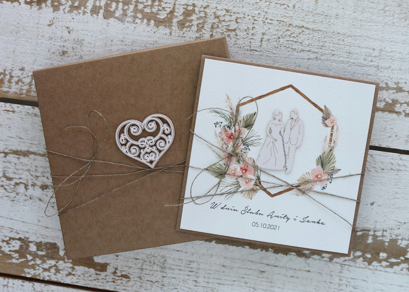 Rustikální kartička na svatba vyrobená ručně s personalizací a přáním