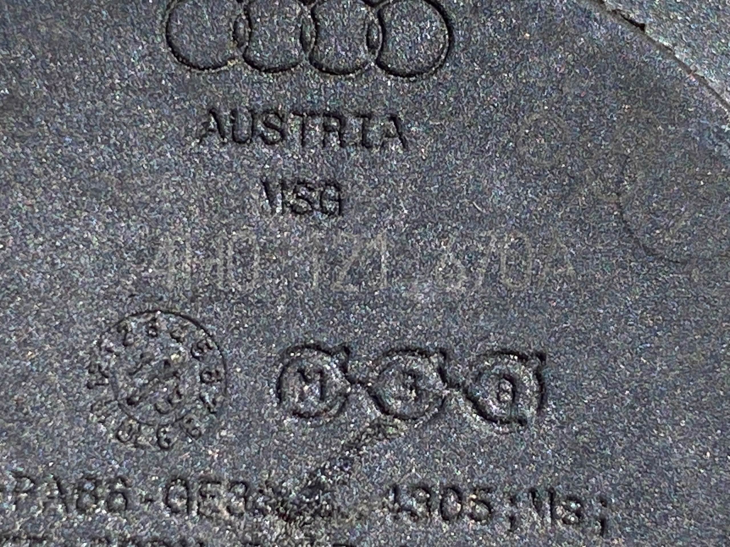 AUDI VW valve electromagnetic 4H0121670A