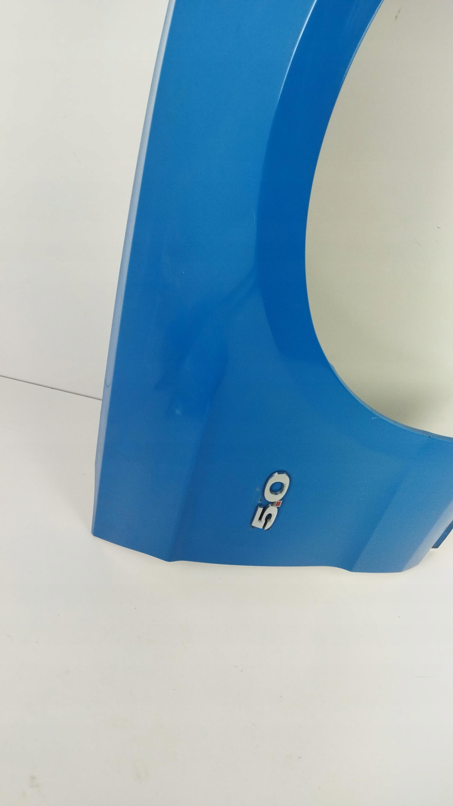 MUSTANG V LIFT 10-14 fender right front front