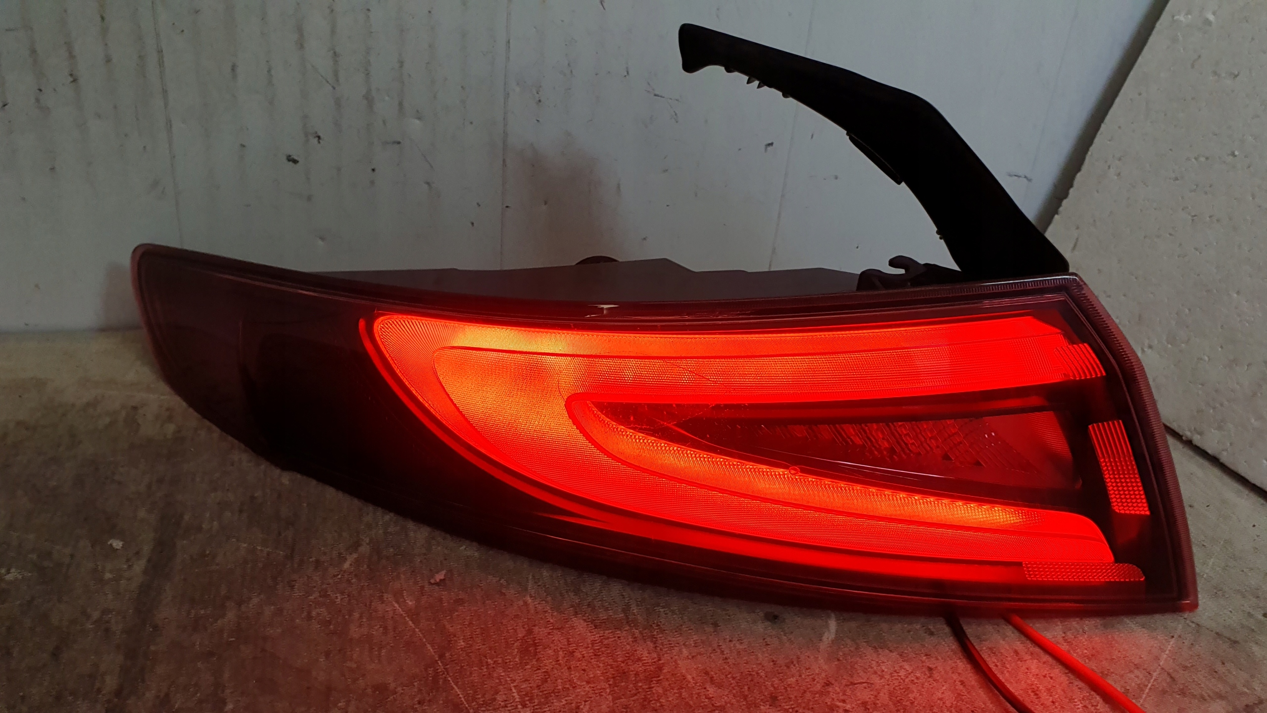 ALFA ROMEO GIULIA LAMPA TYŁ LEWA LED EUROPA ORYGINAŁ