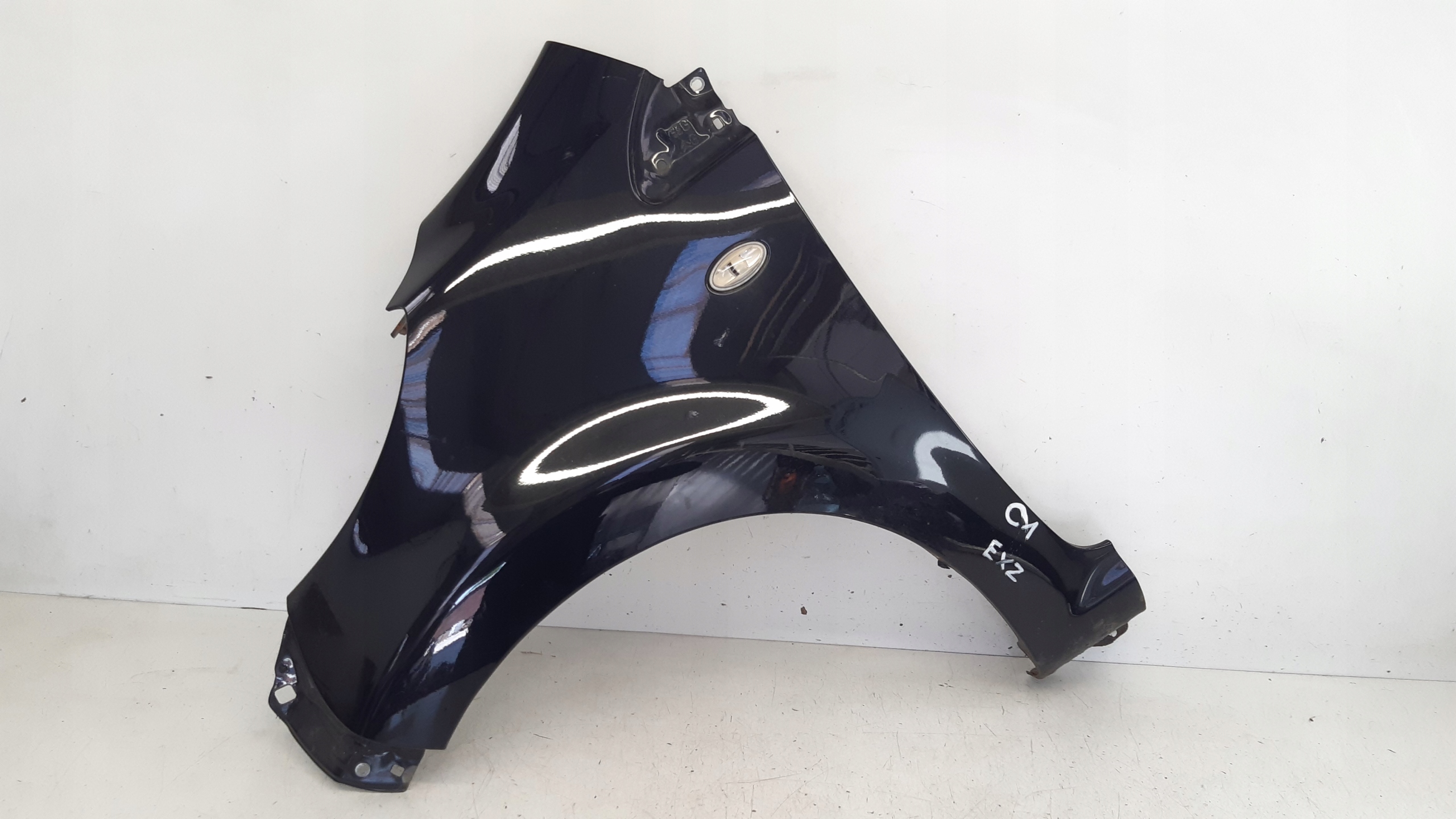 fender left EXZ Citroen C1