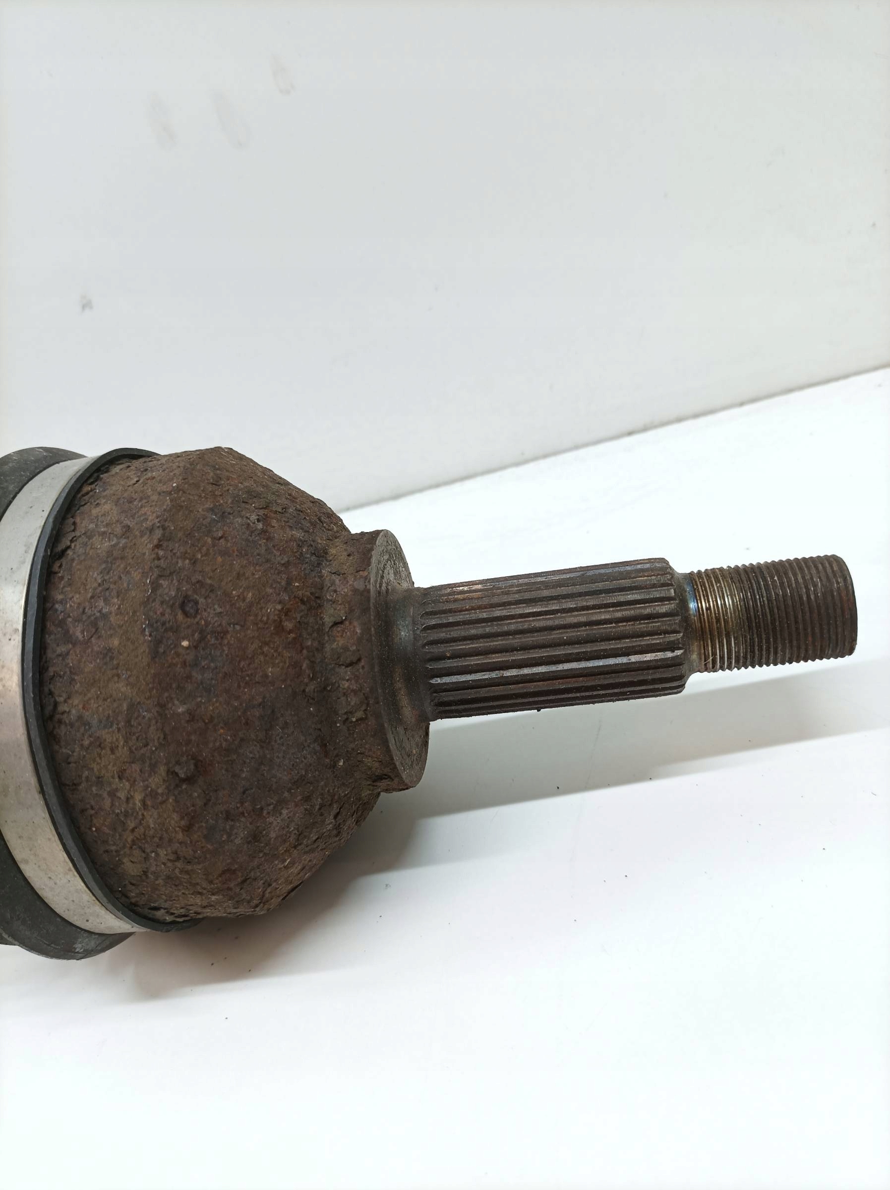 semi-axis left front A TRAFIC II 2.5 CDTI 145 KM Opel Vivaro and (2001-2014)