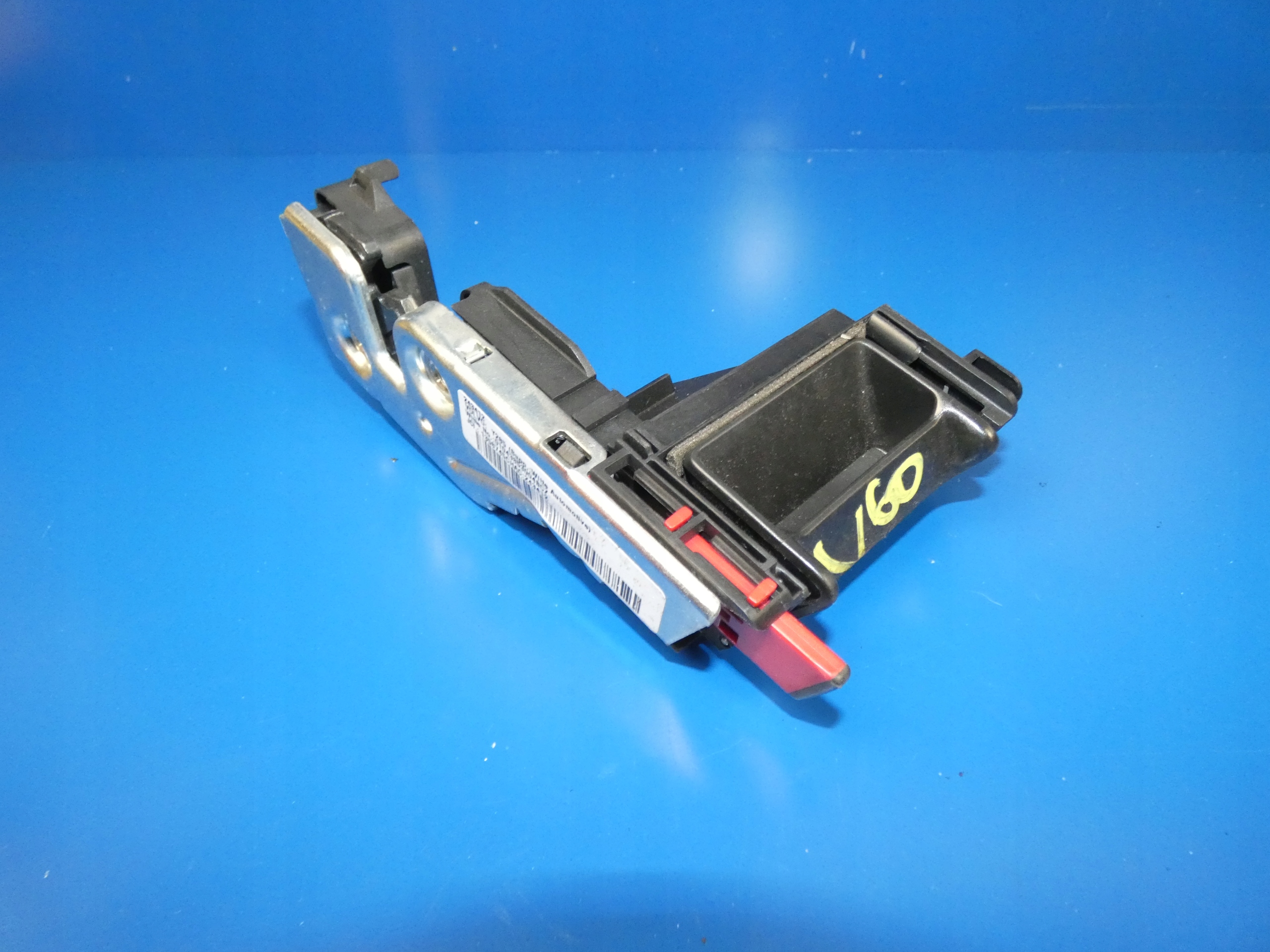 VOLVO V60 замок спинки сиденья задний