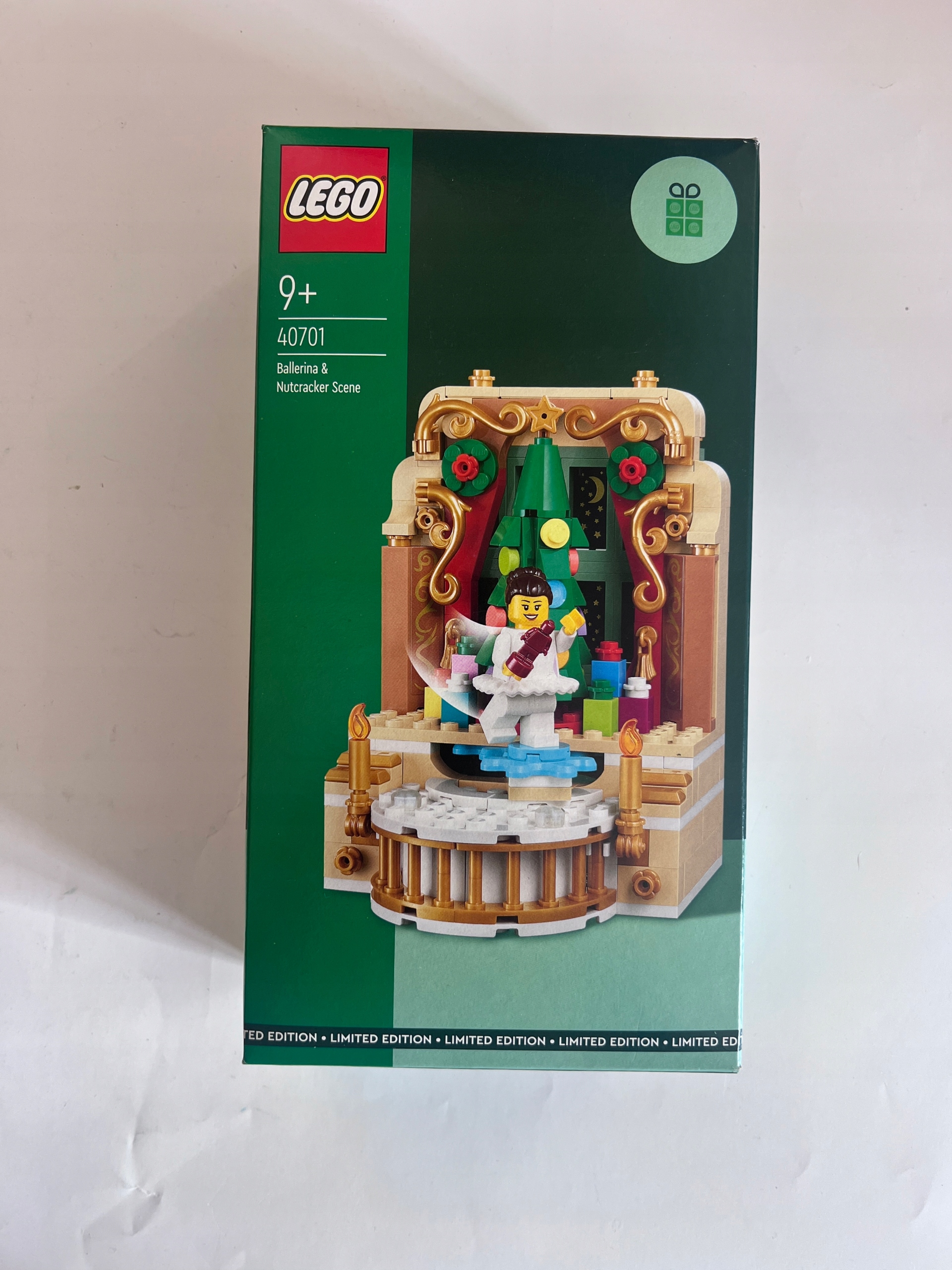 Lego 40701 Creator Scena z baletnicą i dziadkiem do orzechów pozytywka