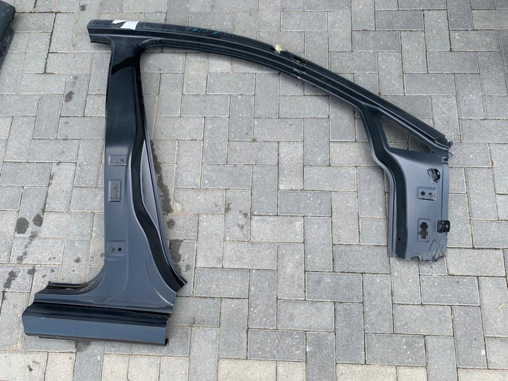 5H4809836 - ОБЛИЦОВКА СТОЙКИ П VW GOLF VIII