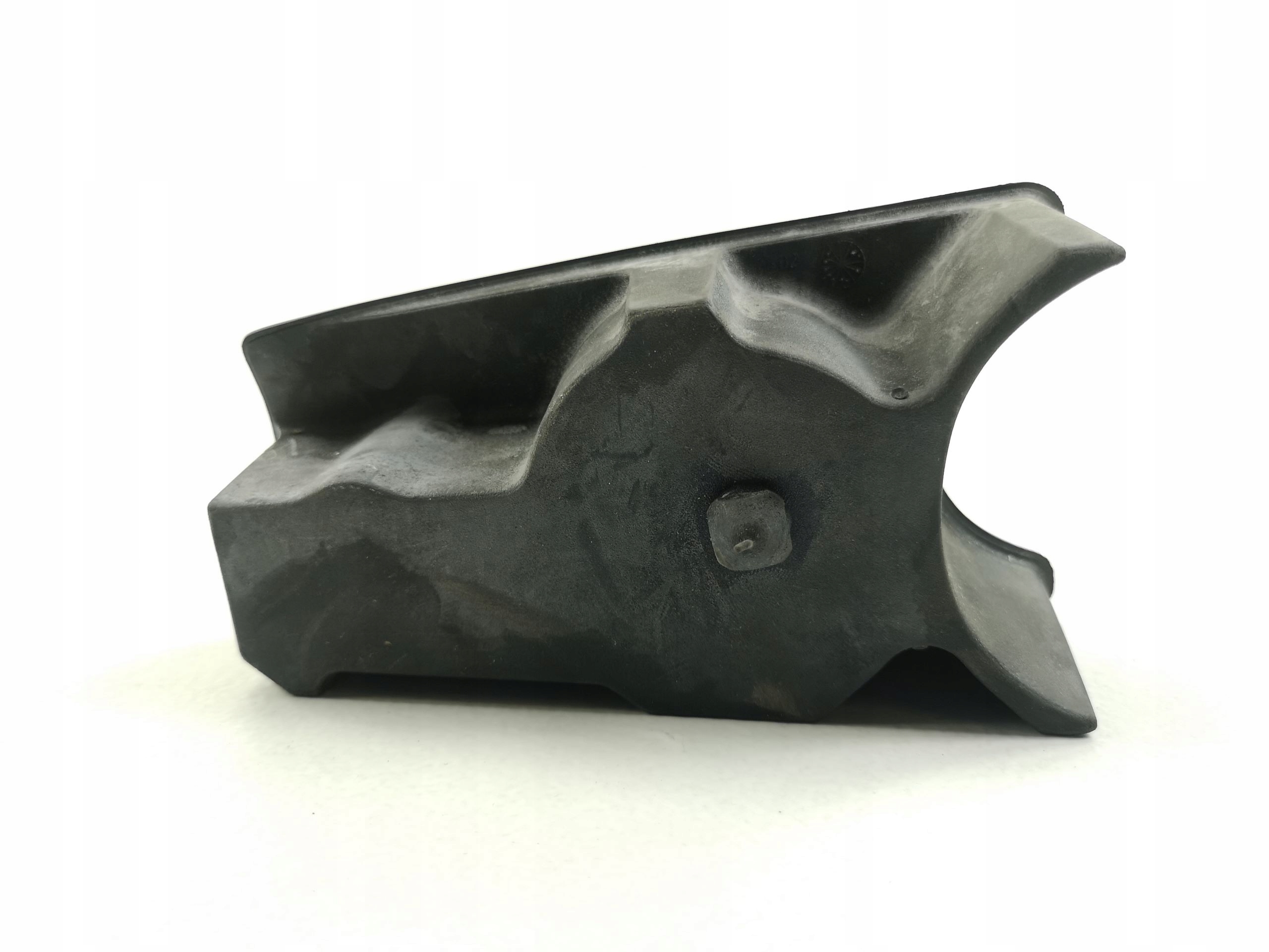 KIESZEN PANELU SRODKOWEGO FORD FOCUS MK1 98-05 / 1204318