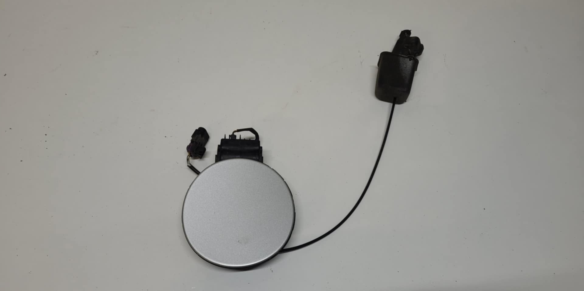 Tankklappe des Kraftstoffsbehälters OPEL AMPERA CHEVROLET VOLT 176 gan
